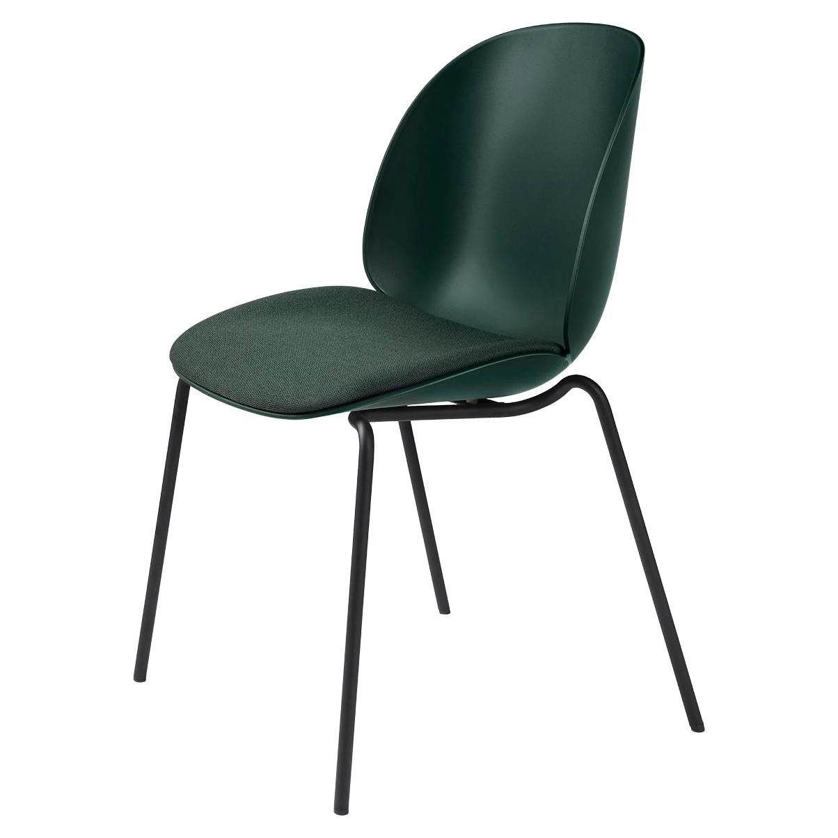 Sedia da pranzo Beetle, completamente imbottita, base impilabile, nero opaco in vendita