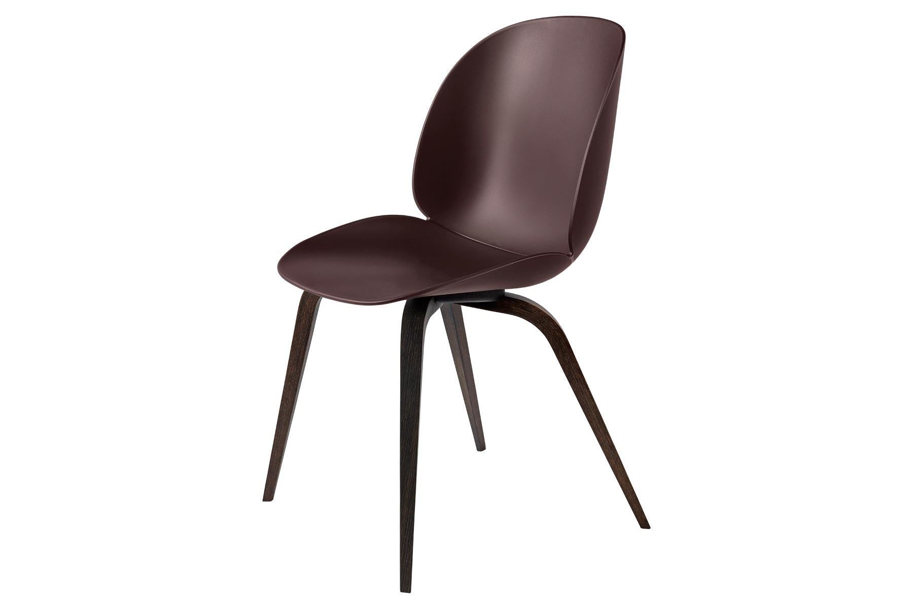 With the introduction of the un-upholstered Beetle chair, the collection has bloomed into a chair series with unlimited possibilities. The Beetle chair is no longer only an upholstered chair but also available with a polypropylene plastic shell,