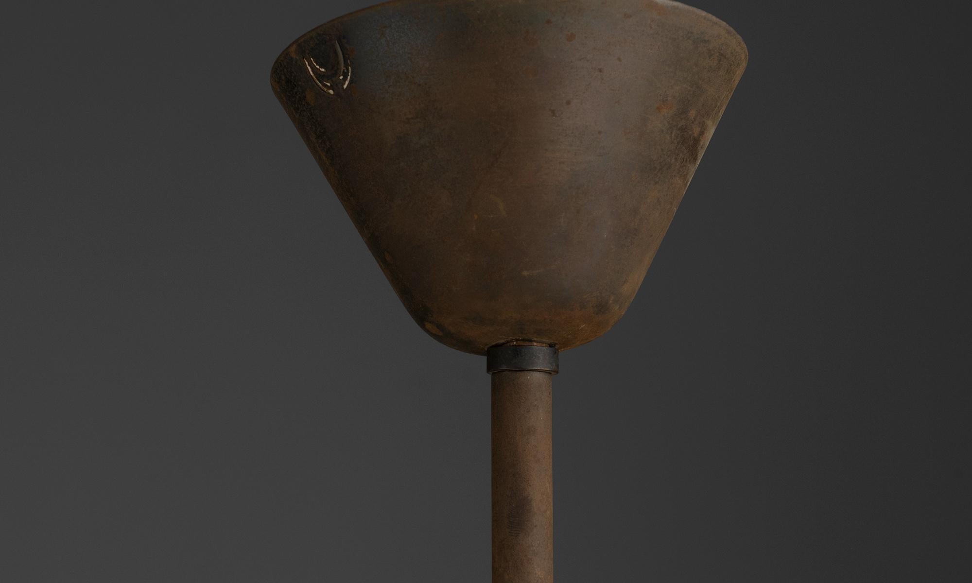 Ciondolo conico Behrens, Germania, 1920 circa In condizioni buone in vendita a Culver City, CA