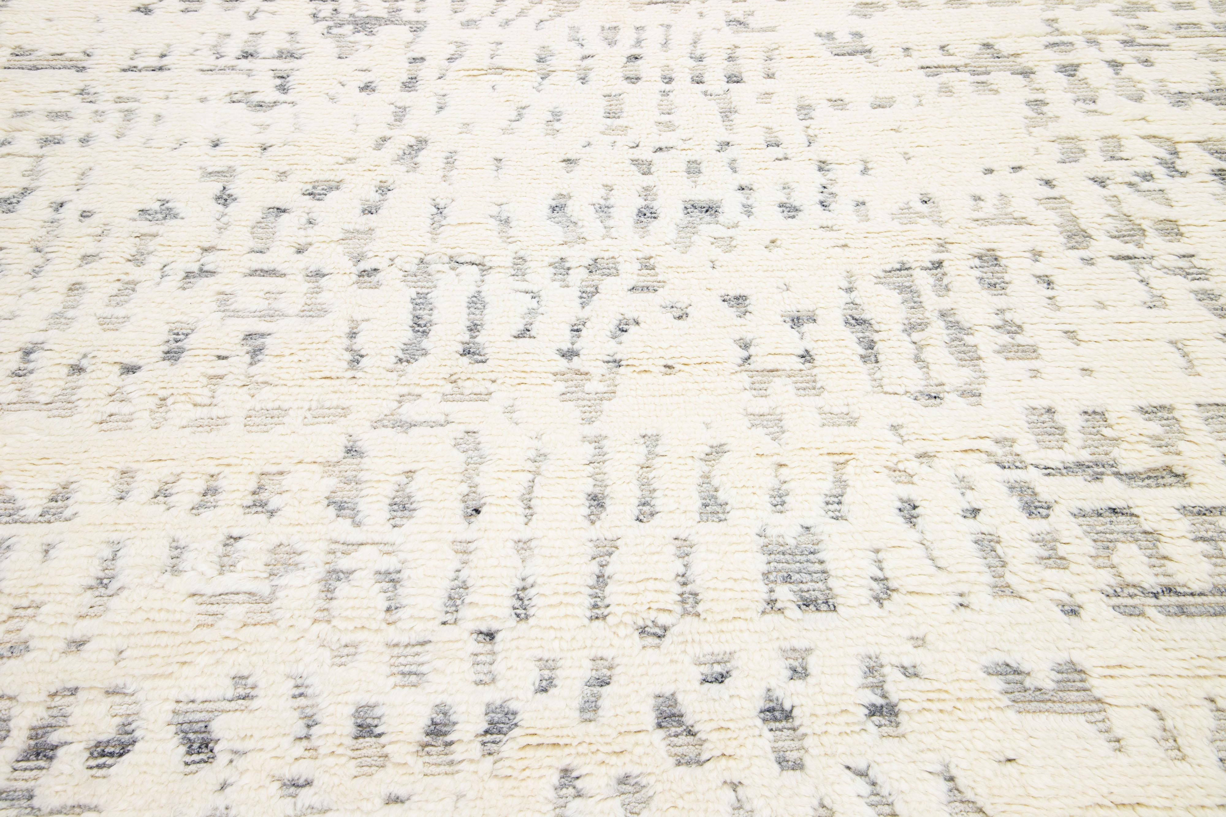 Alfombra de lana moderna abstracta beige estilo marroquí Moderno orgánico en venta