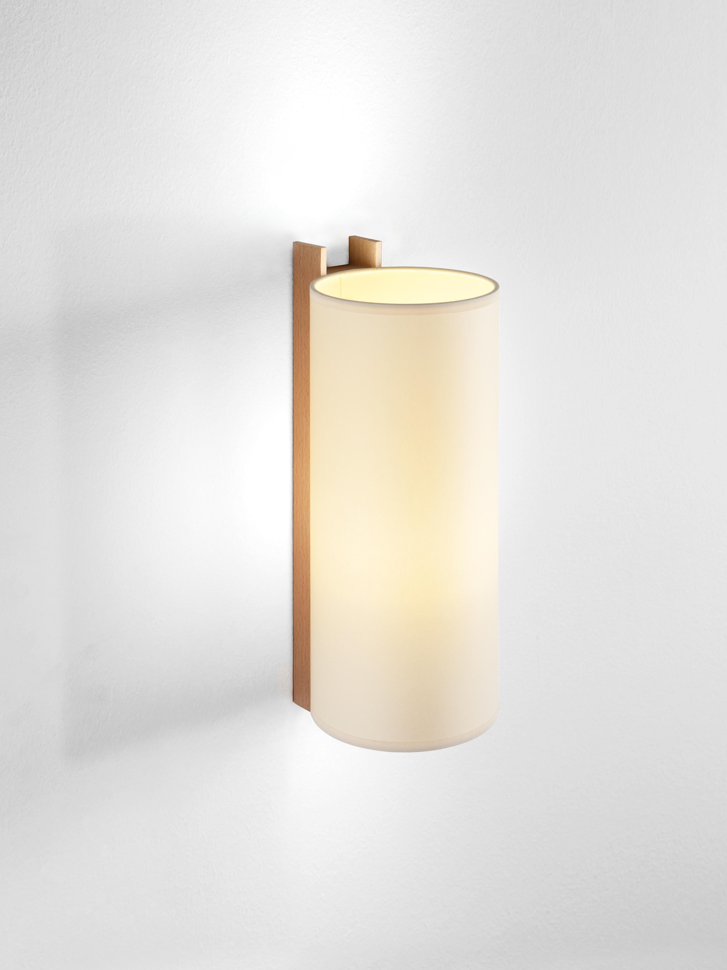 Modern Beige and Beech TMM Largo Wall Lamp by Miguel Milá For Sale