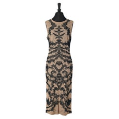 Abito da cocktail in maglia di pizzo jacquard beige e nero  Alexander McQueen