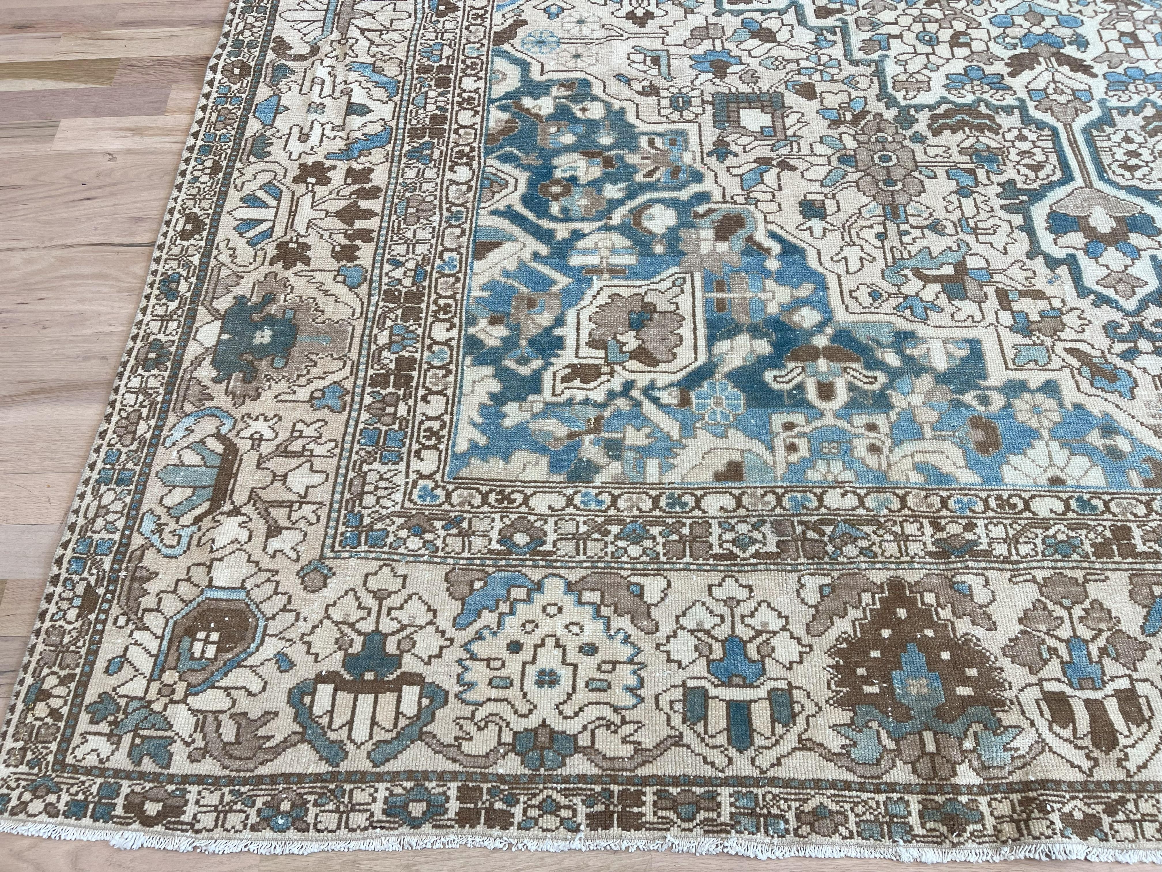 Alfombra Persa Bakhtiari Beige y Azul Semi-Antigua Anudado a mano en venta