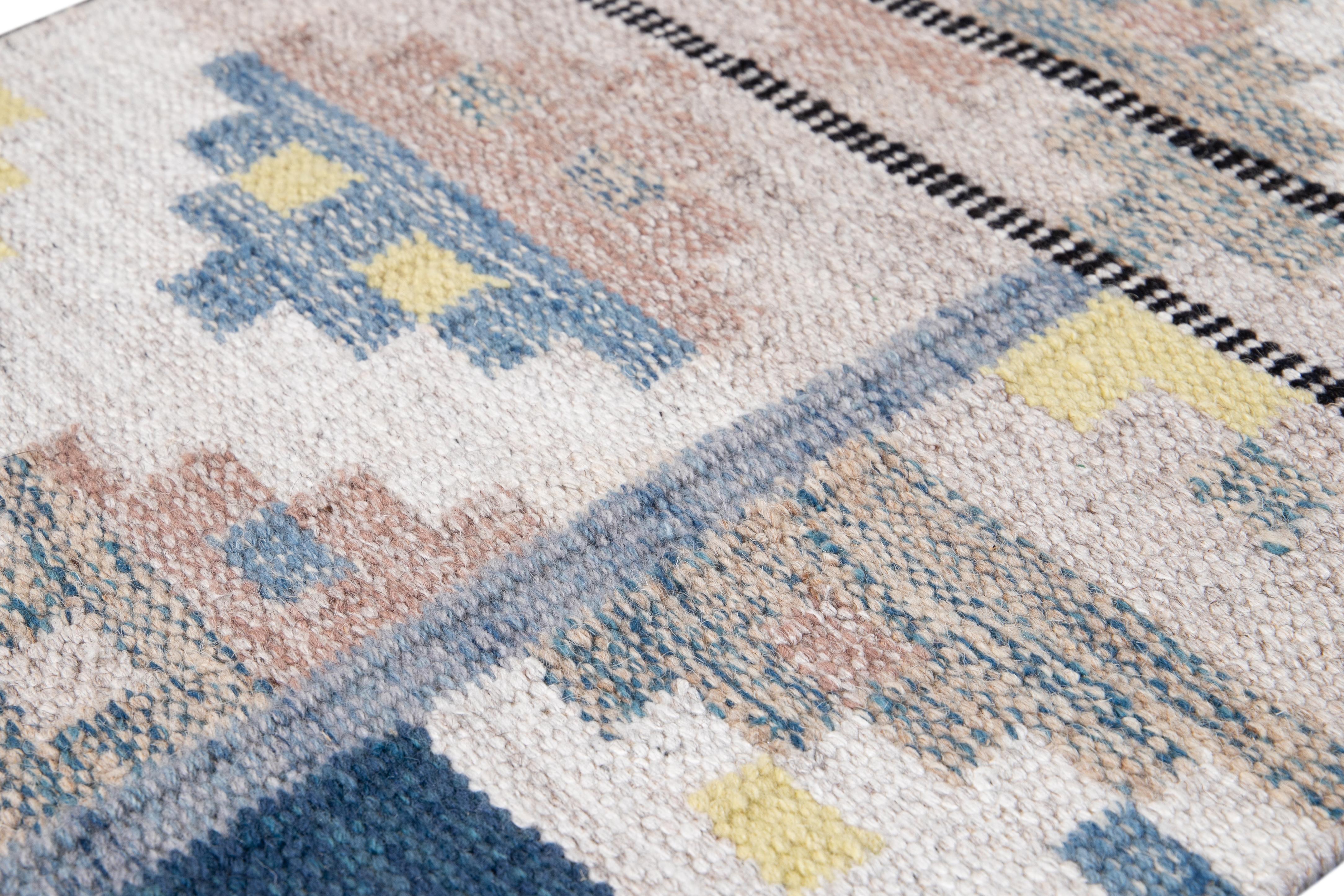 Indien Tapis Kilim personnalisé en laine de style scandinave beige et bleu en vente