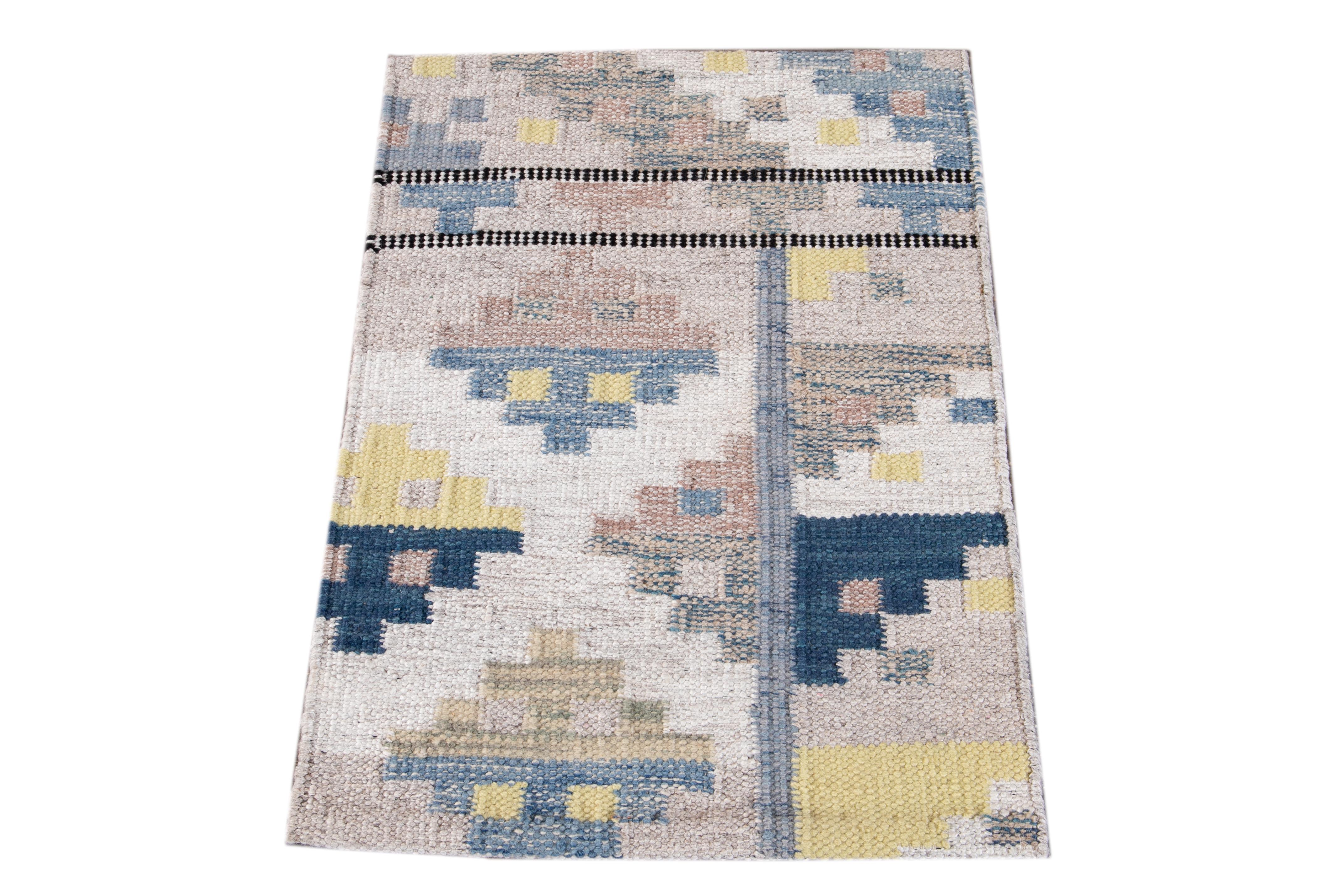 Beige and Blue Wool Scandinavian Style Kilim Custom Rug In New Condition For Sale In Norwalk, CT