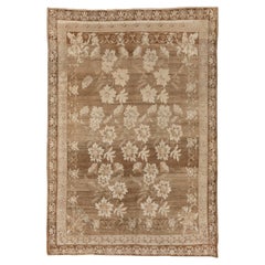 Scène florale beige et brown Oushak