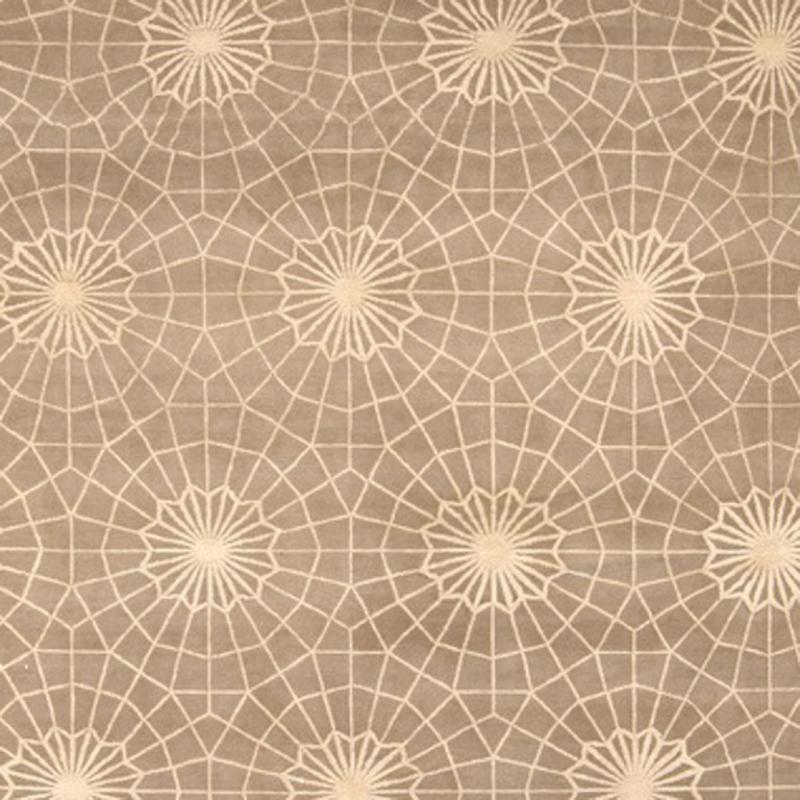 Alfombra contemporánea con fondo tostado y dibujo de tela de araña beige (11,75 x 9')

Atención: estado usado