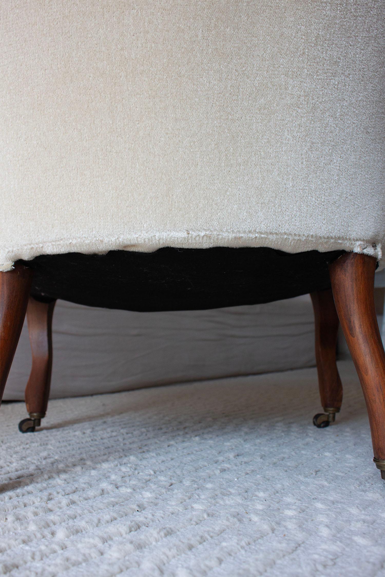 Fauteuil en mohair beige Antique French Victorian en vente 6
