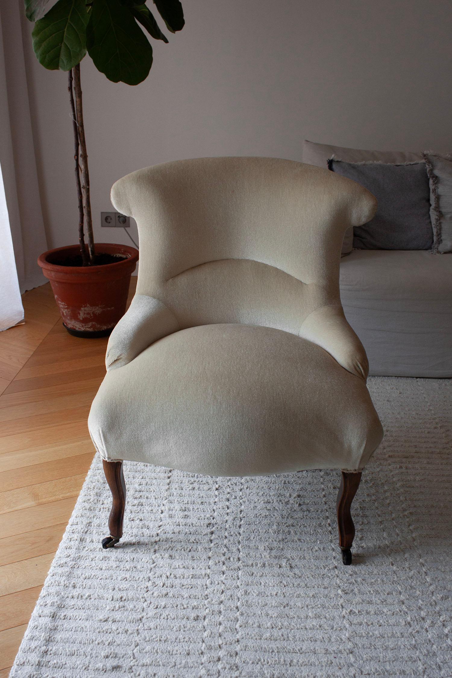 Fauteuil en mohair beige Antique French Victorian en vente 9