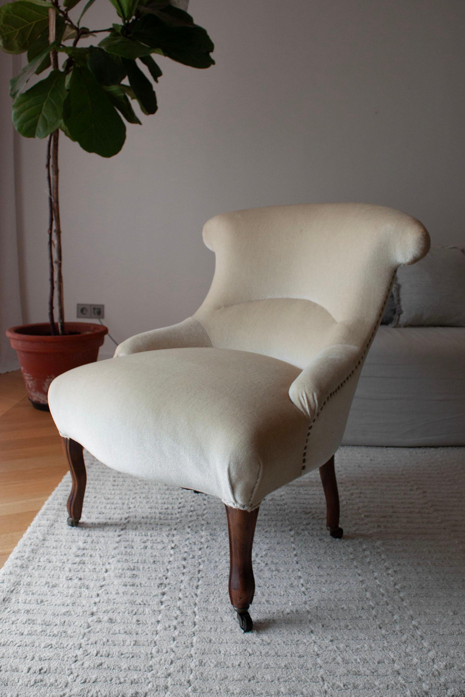 Néoclassique Fauteuil en mohair beige Antique French Victorian en vente