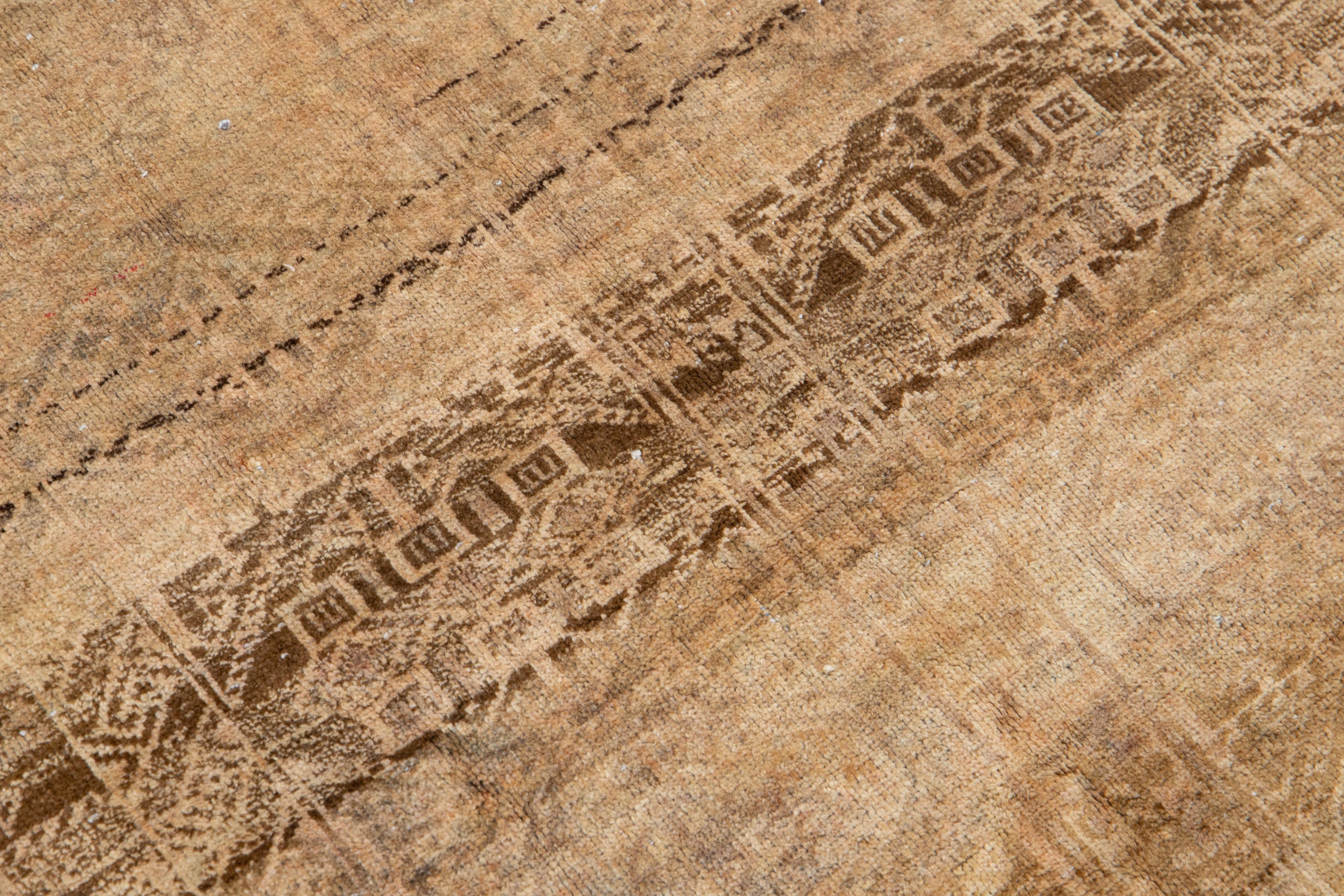 Antiker Hamadan-Perserteppich aus Wolle in Beige mit Allover-Design (20. Jahrhundert) im Angebot
