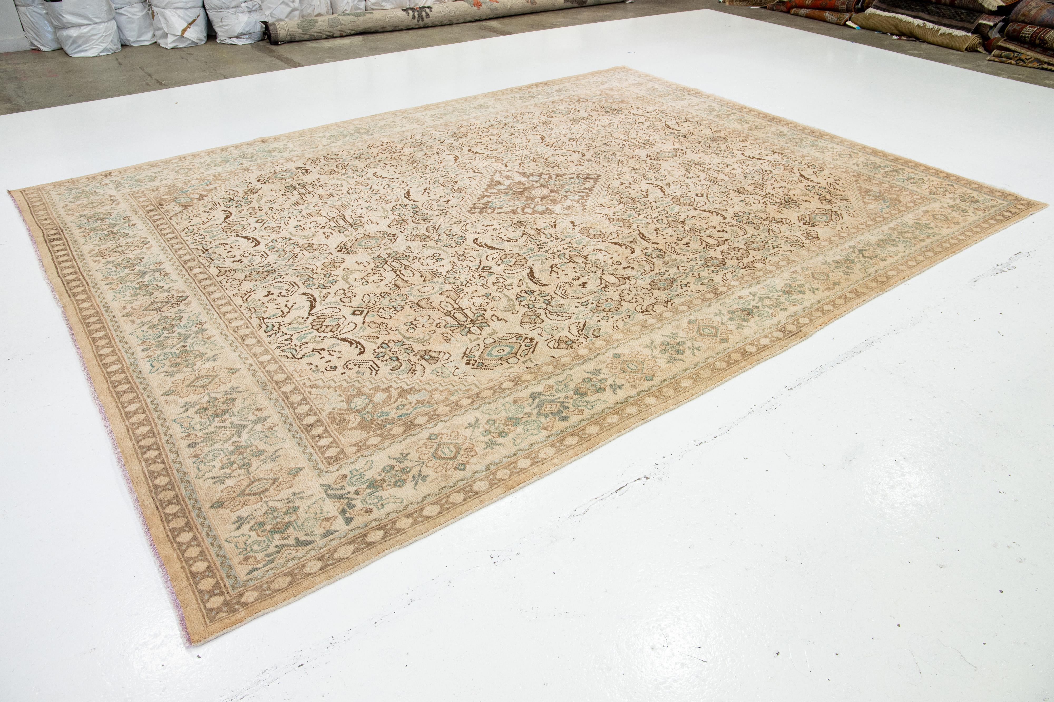 Hand-Knotted Beige Antique Mahal Wool Rug In Room Size with Floral Design For Sale