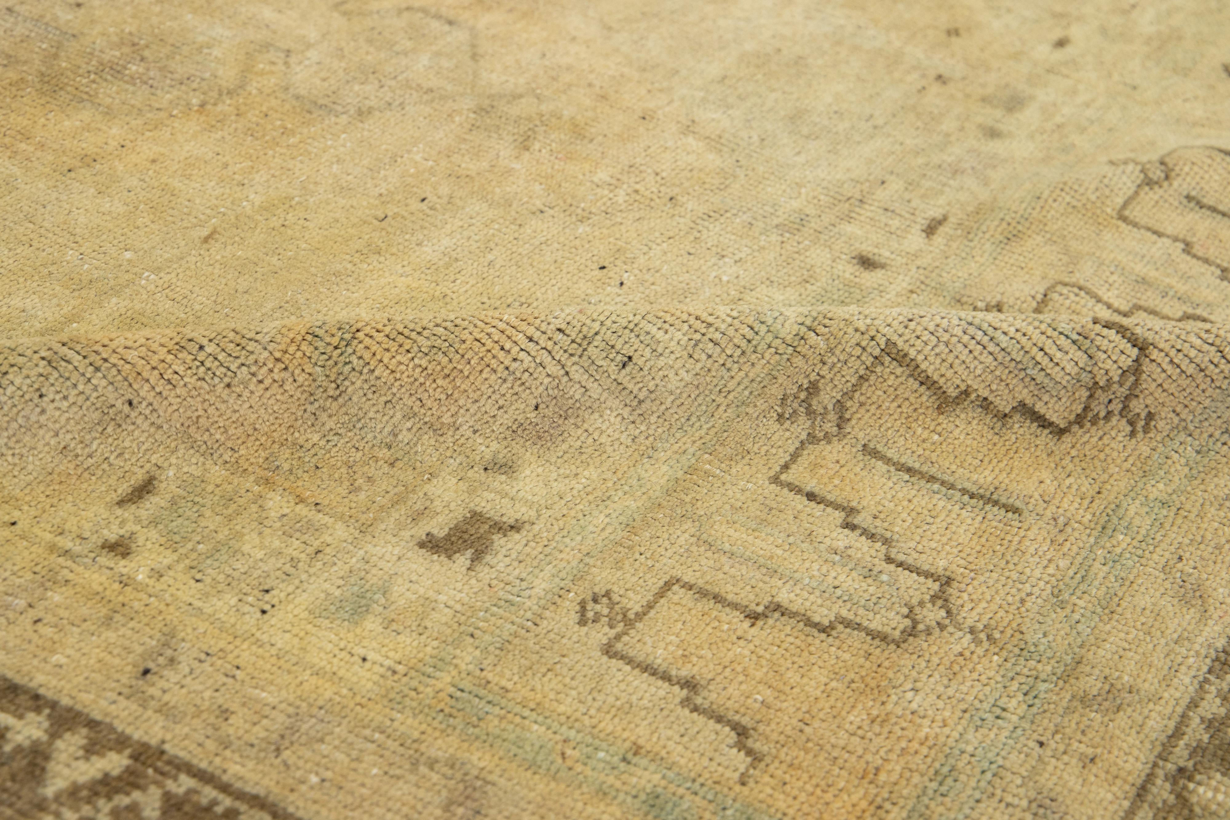 20th Century Beige Antique Turkish Khotan Wool Rug Handmade with Center  Motif For Sale