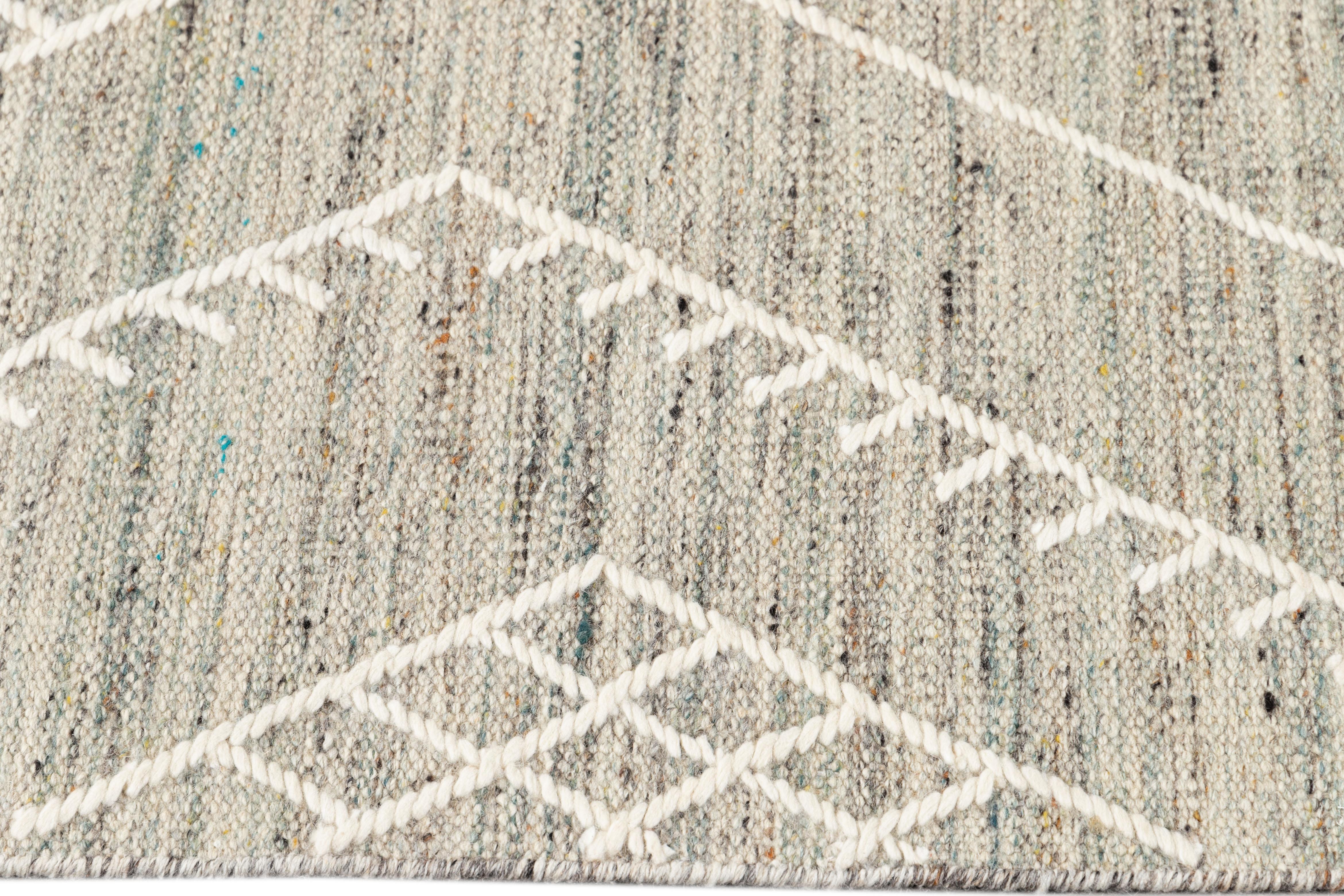 Contemporary Beige Apadana's Nantucket Collection Flatweave Kilim Coastal Designed Wool Rug For Sale