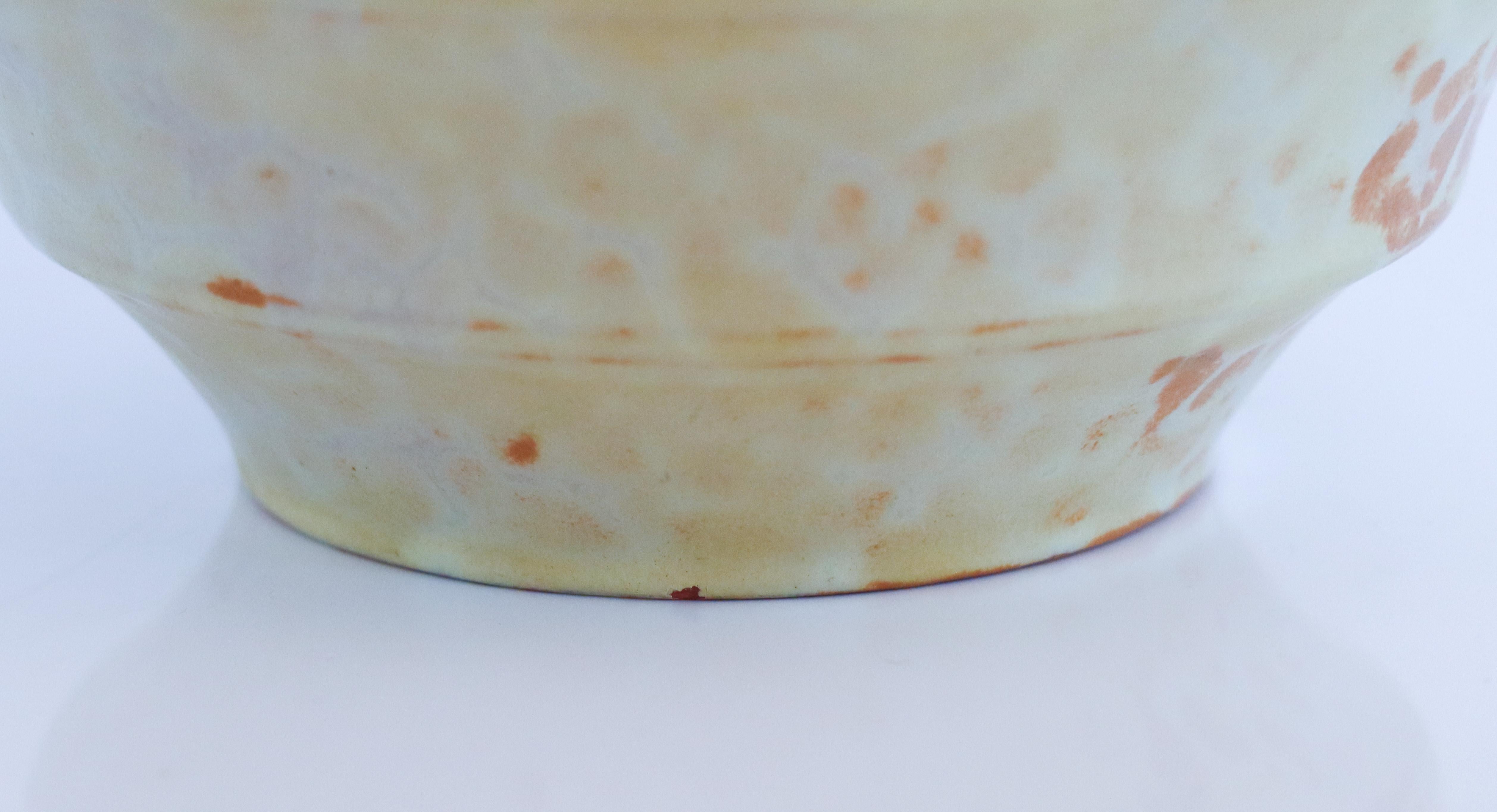 Céramique Vase Art déco beige, Upsala Ekeby Ostergren, Suède, années 1930, style urne romaine en vente