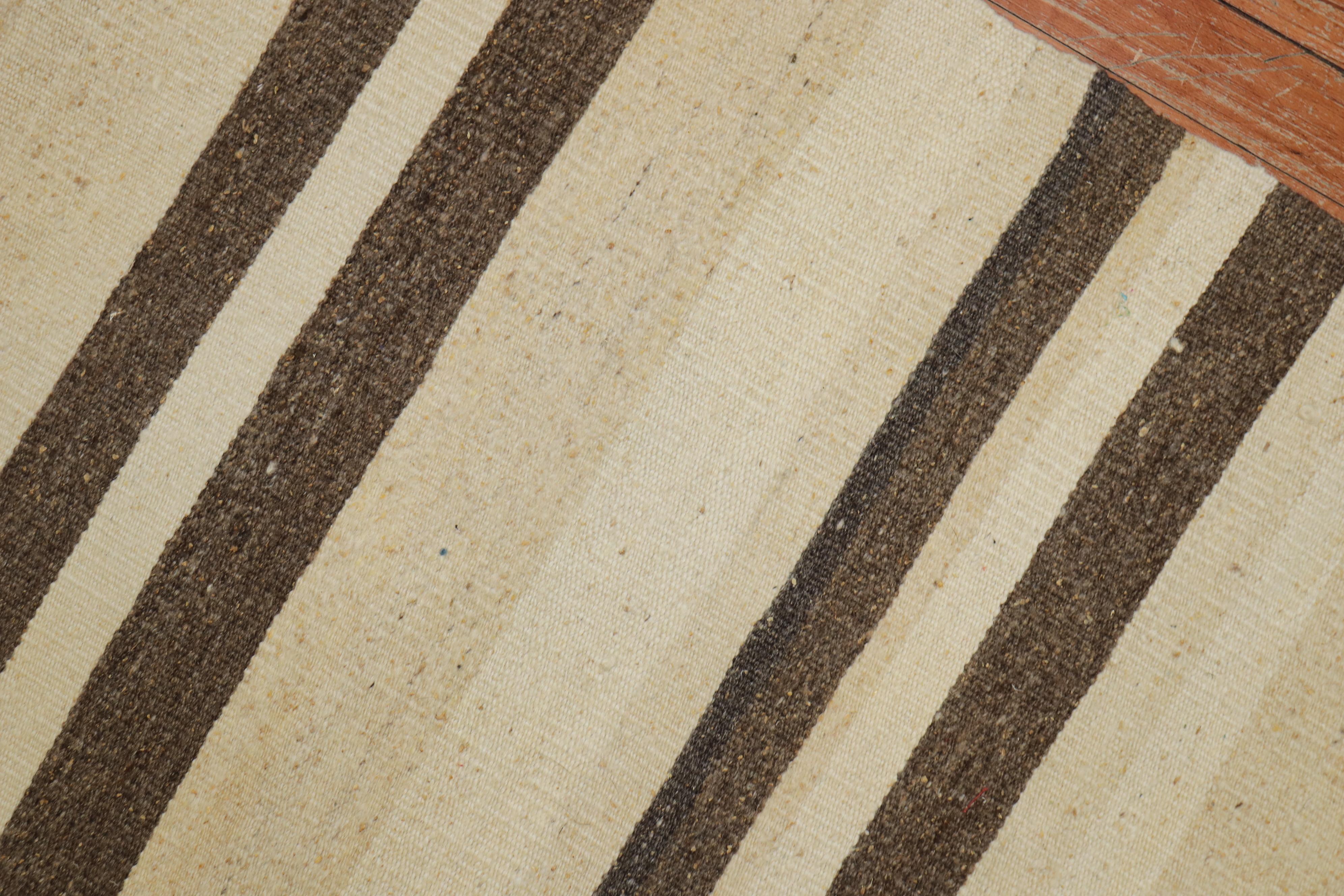 Beige Brown Turkish Kilim Runner, Mid-20th Century In Excellent Condition In New York, NY