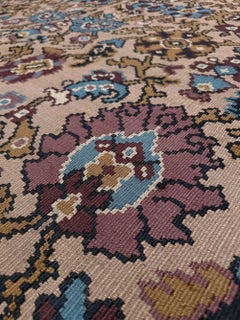 Kilim beige et bourgogne des Balkans • Vintage European Flatweave Floral Rug 8×10