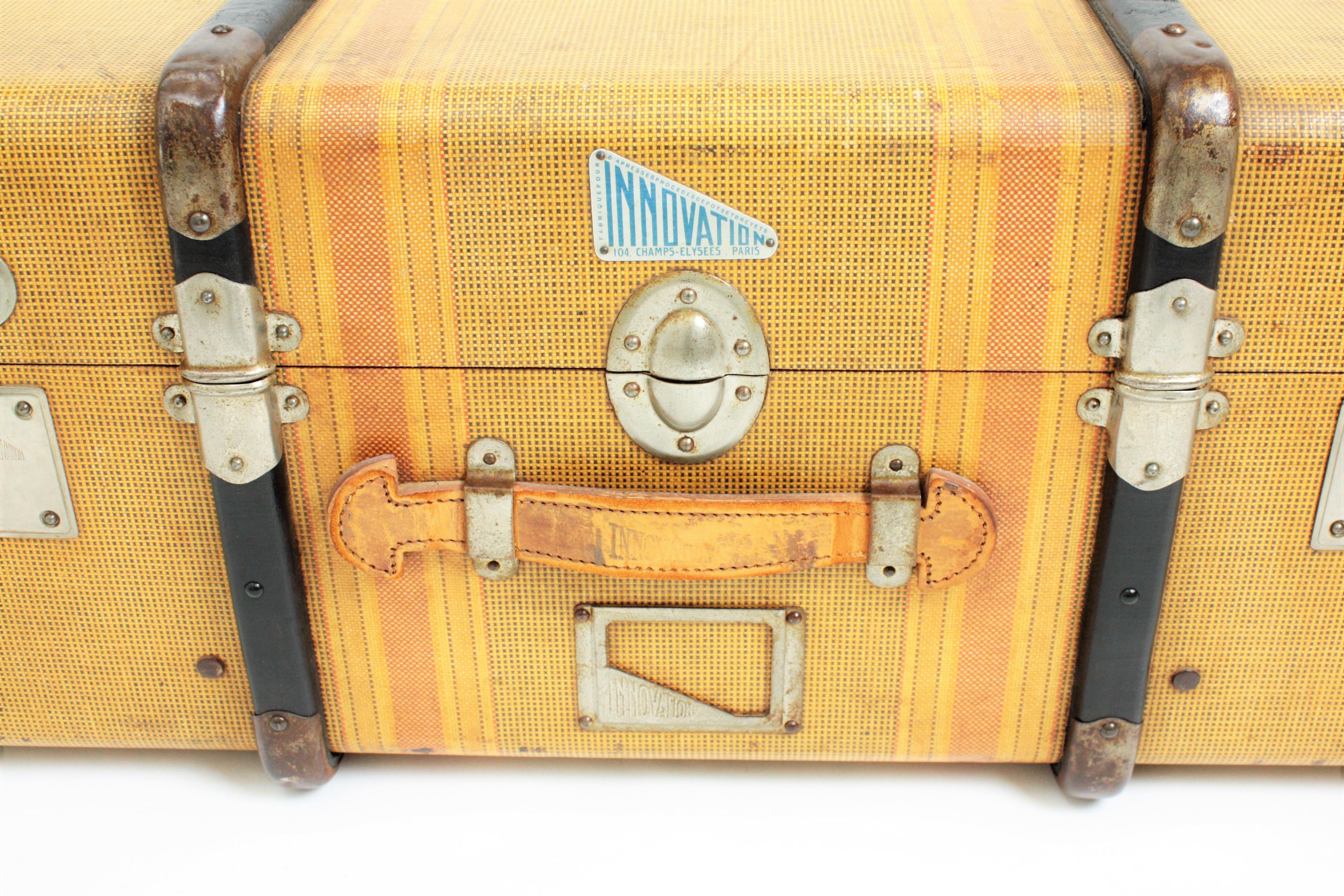 Baúl de cabina de lona beige de Innovation siglo XX en venta