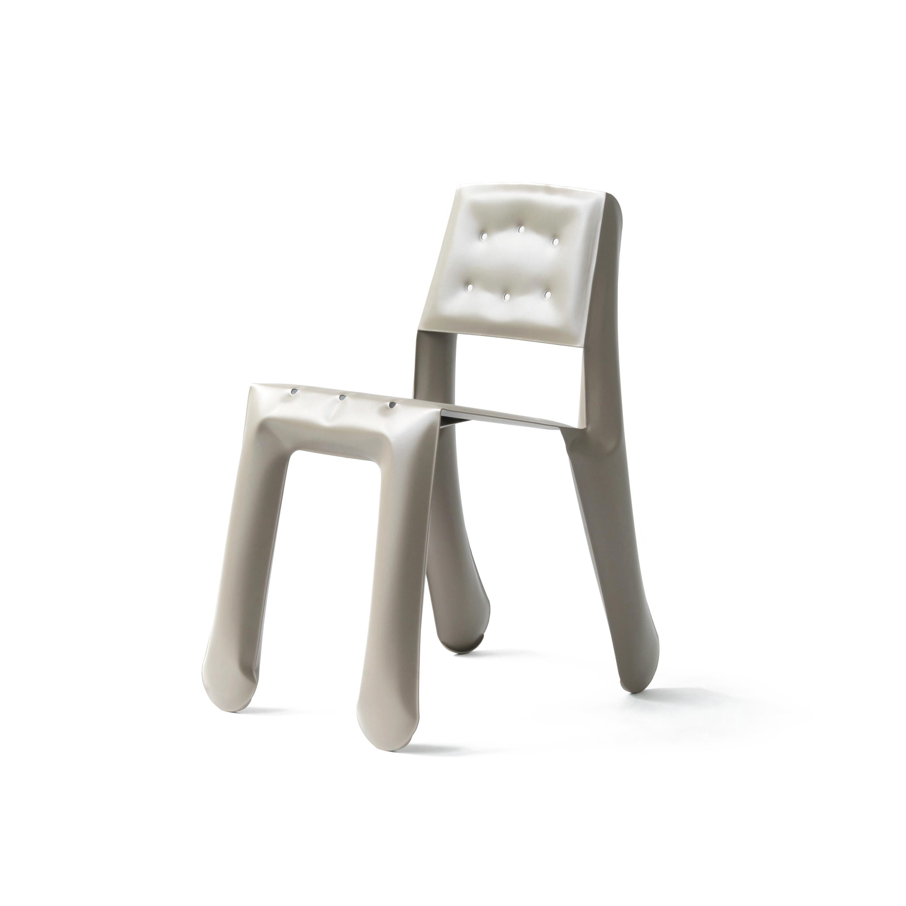Beige Carbon Steel Chippensteel 0.5 Sculptural Chair by Zieta
Dimensions: D 58 x W 46 x H 80 cm 
Material: Carbon steel. 
Finish: Powder-Coated. Matt finish. 
Also available in colors: White Matt, Beige, Black, Blue-Gray, Graphite, Moss-Gray, and,
