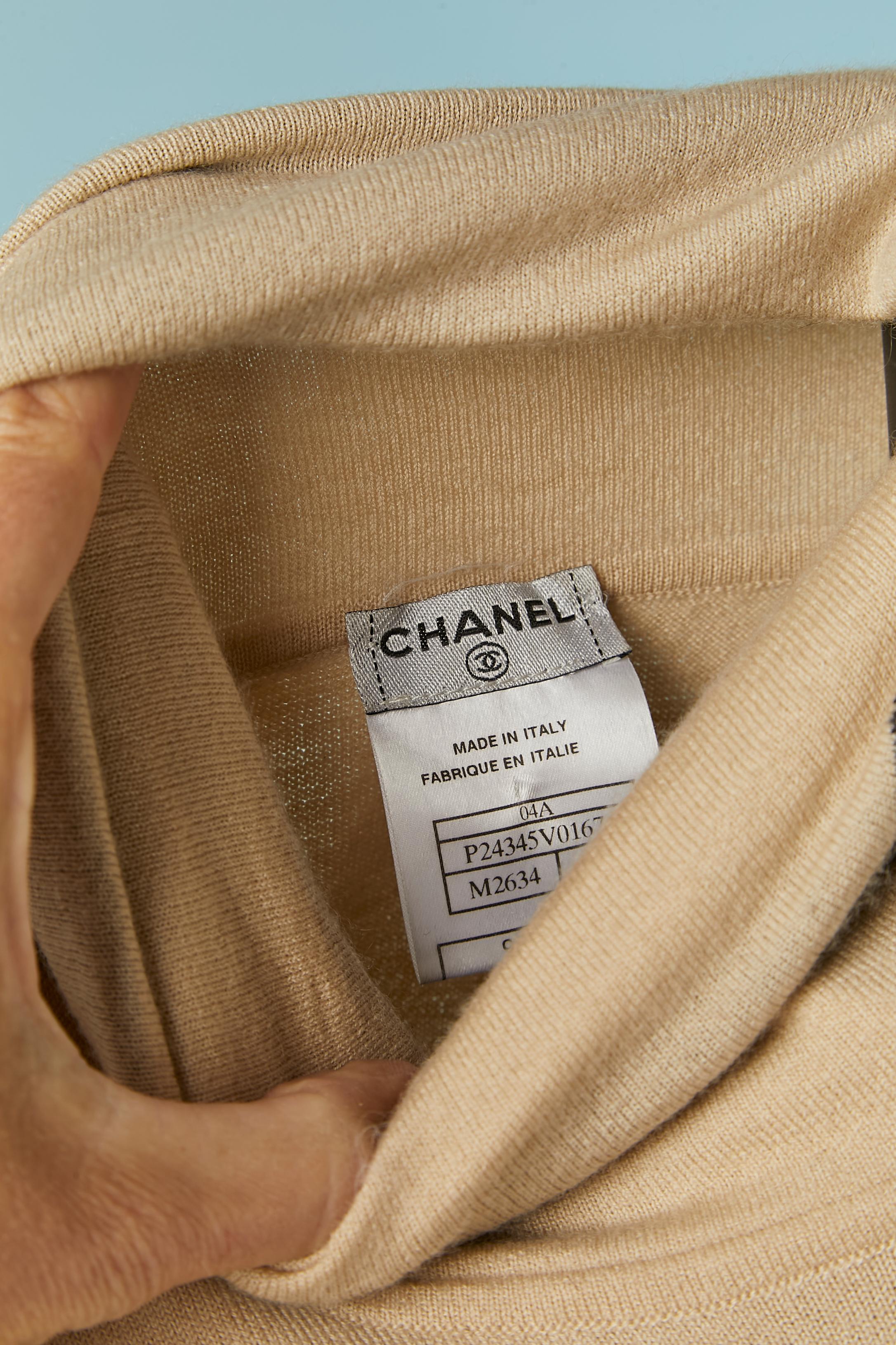 Beige cashmere turtle neck sweater Chanel For Sale 3