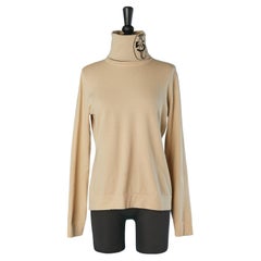 Beigefarbener Rollkragenpullover aus Kaschmir von Chanel