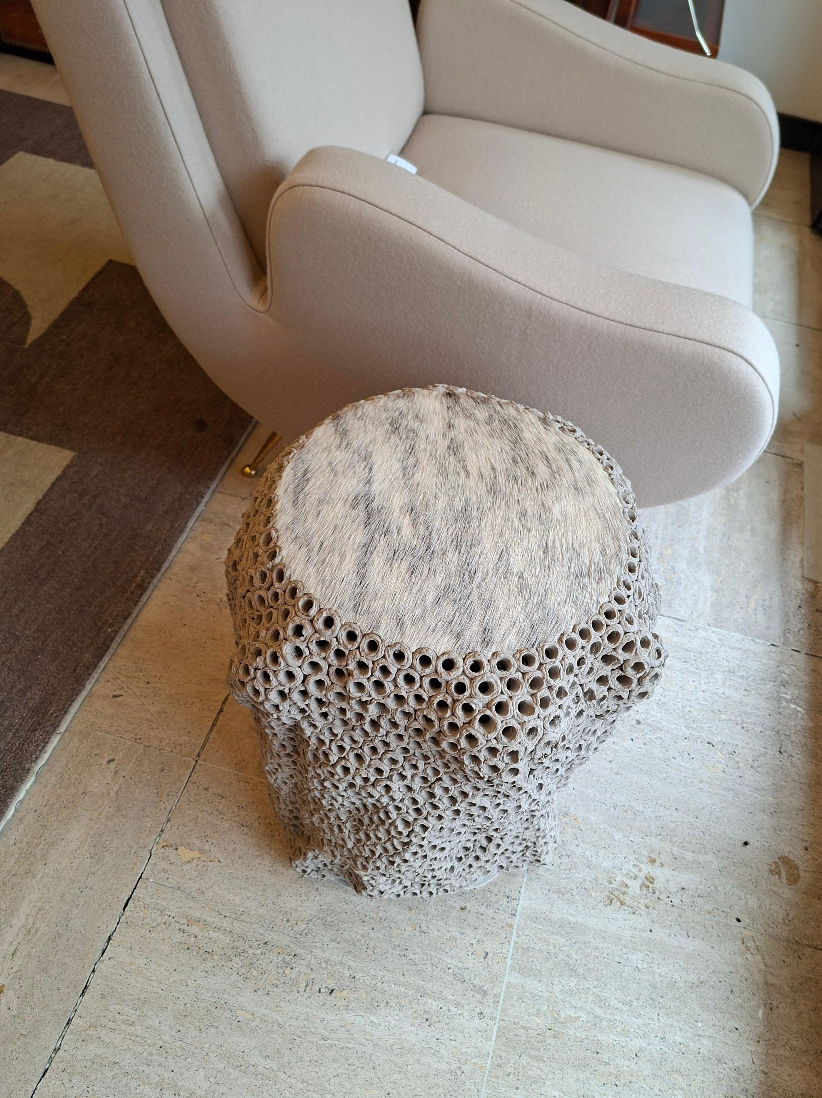 Beige ceramic end table or stool by Gilles Caffier, limited edition n°23/30 In Excellent Condition For Sale In Saint-Ouen, FR