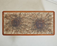 Beigefarbener Couchtisch aus Keramikfliesen mit Holzrahmen von Jean D'Asti, Frankreich 1960er Jahre