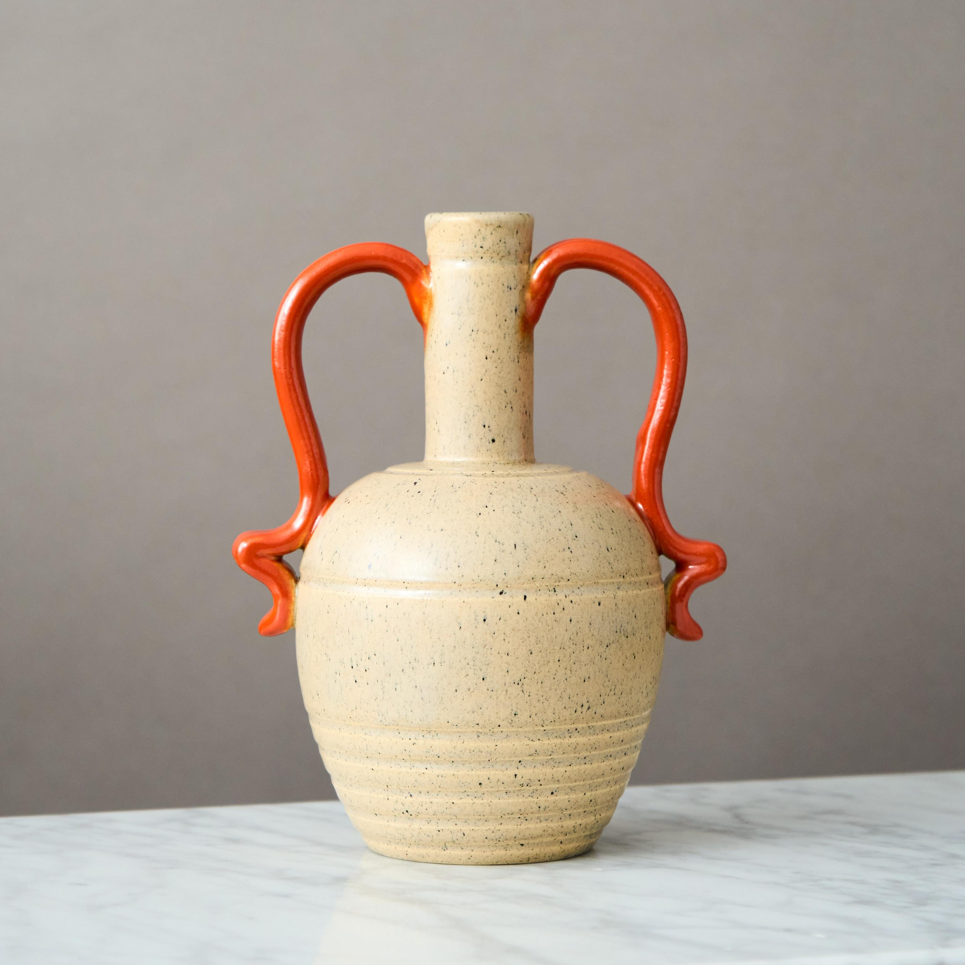 Glazed Beige Ceramic Vase by Eva Jancke Bjork for Bo Fajans, Sweden, 1940s For Sale