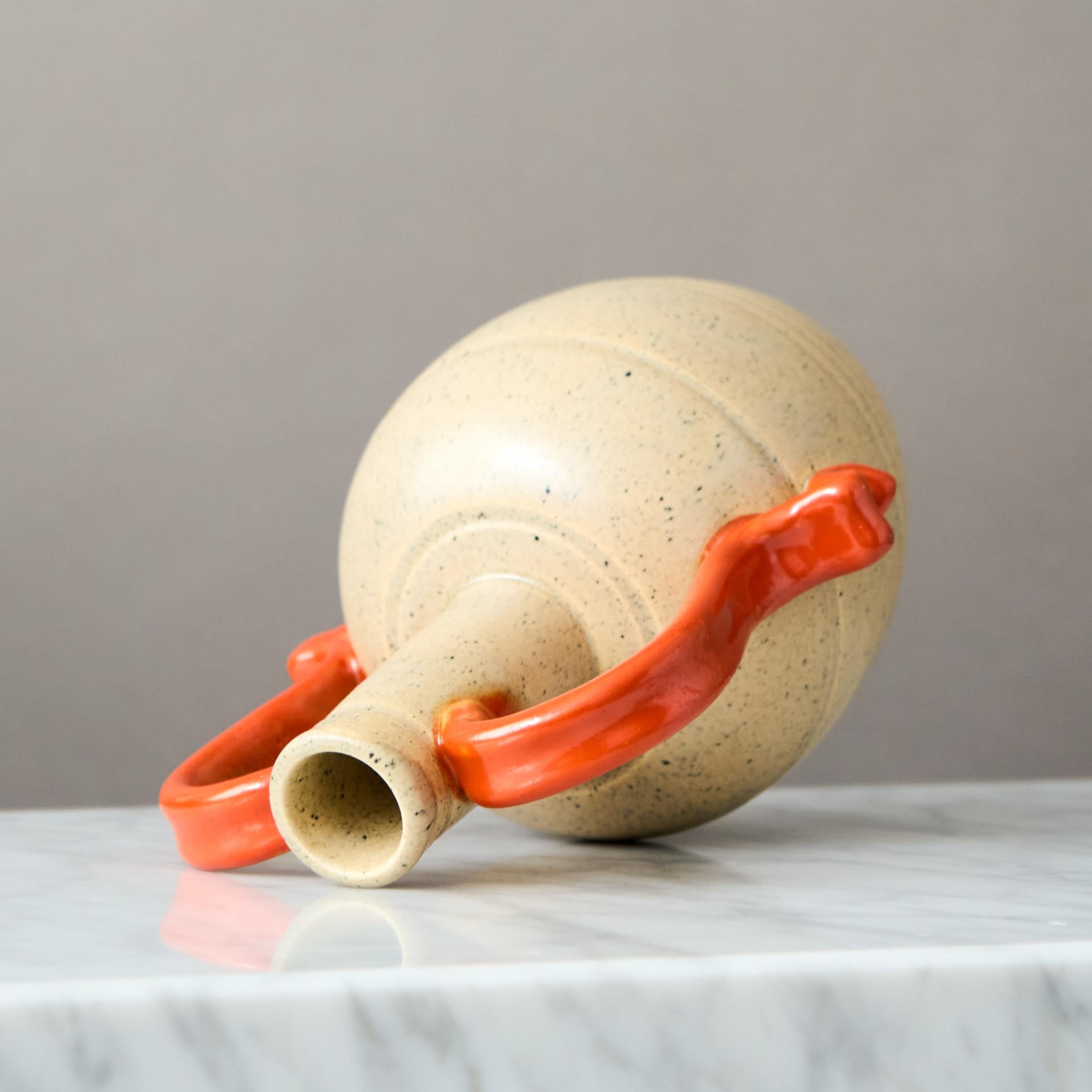 Beige Ceramic Vase by Eva Jancke Bjork for Bo Fajans, Sweden, 1940s For Sale 1