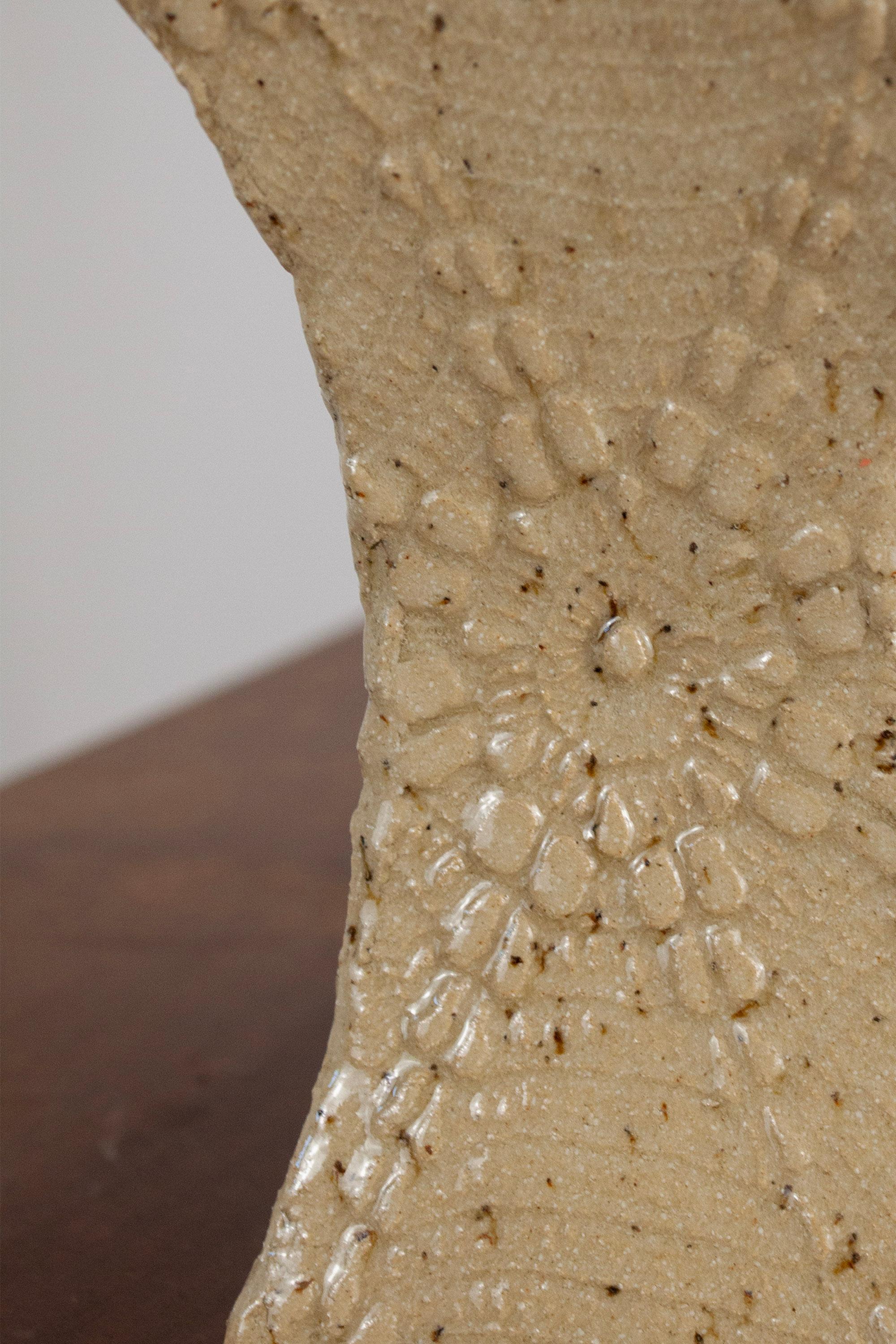 Ceramica Vaso in ceramica beige, Francia, fine XX secolo in vendita