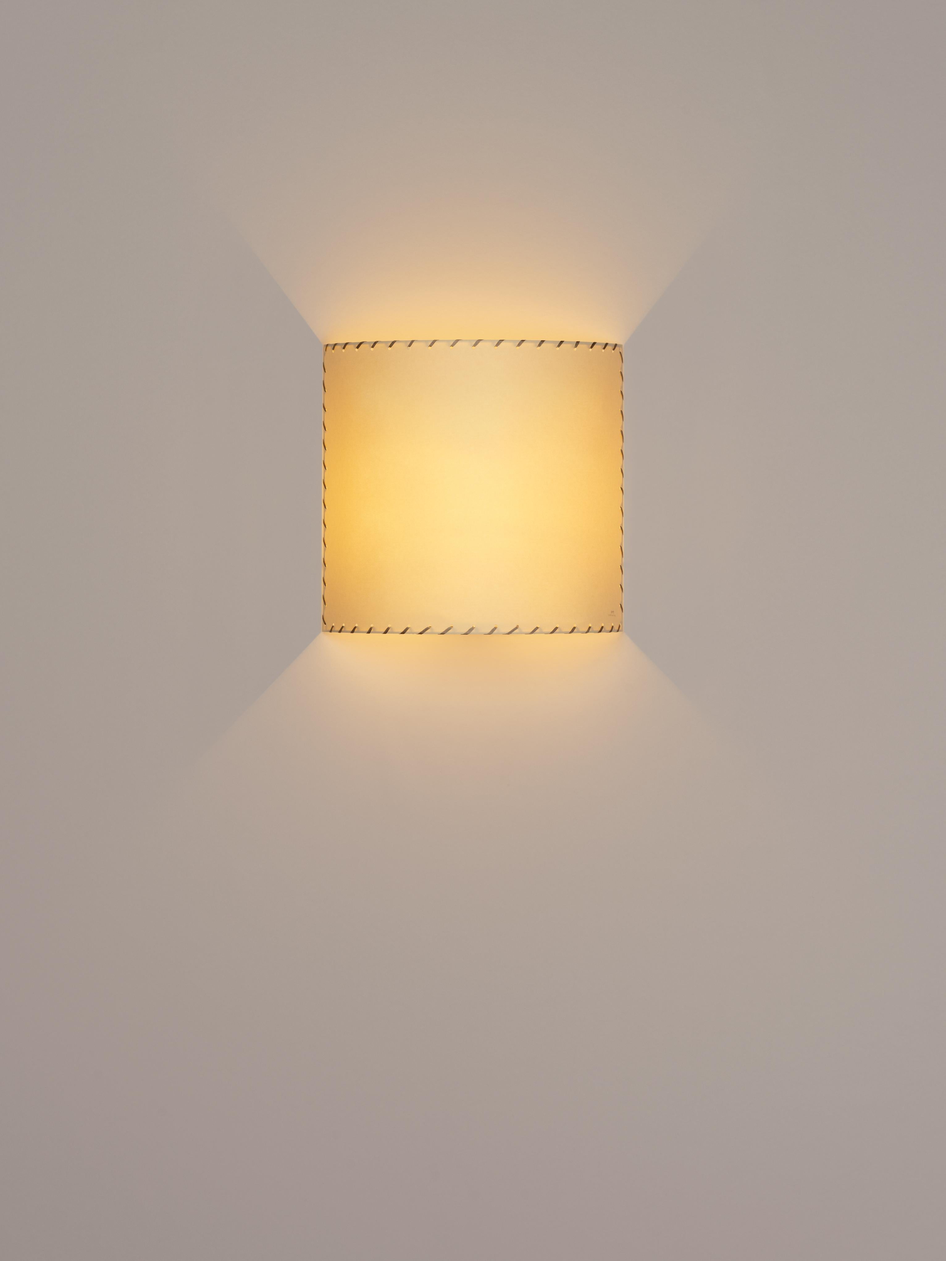 Modern Beige Comodín Cuadrado Wall Lamp by Santa & Cole For Sale