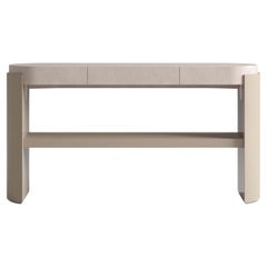 Console beige avec dessus en cuir