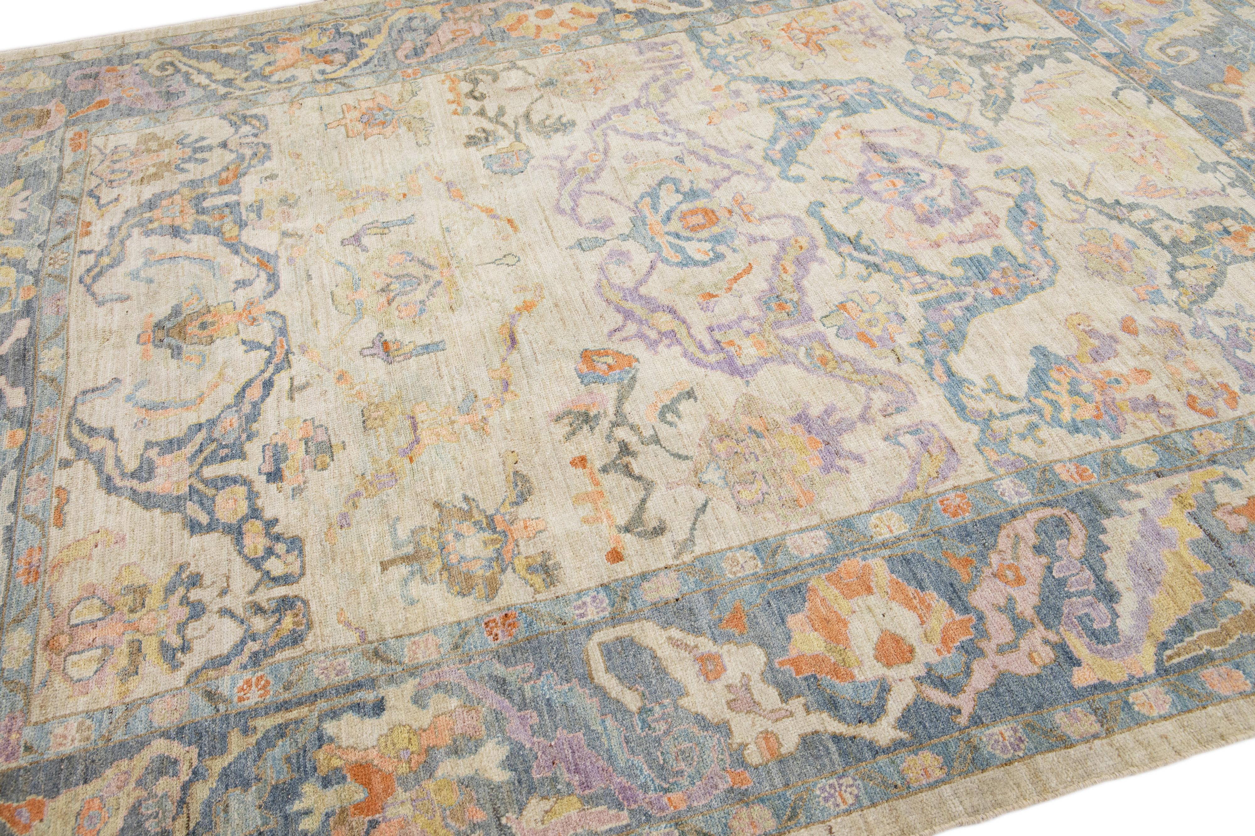 Beige Contemporary Sultanabad Handmade Floral Pattern Wool Rug (21. Jahrhundert und zeitgenössisch) im Angebot