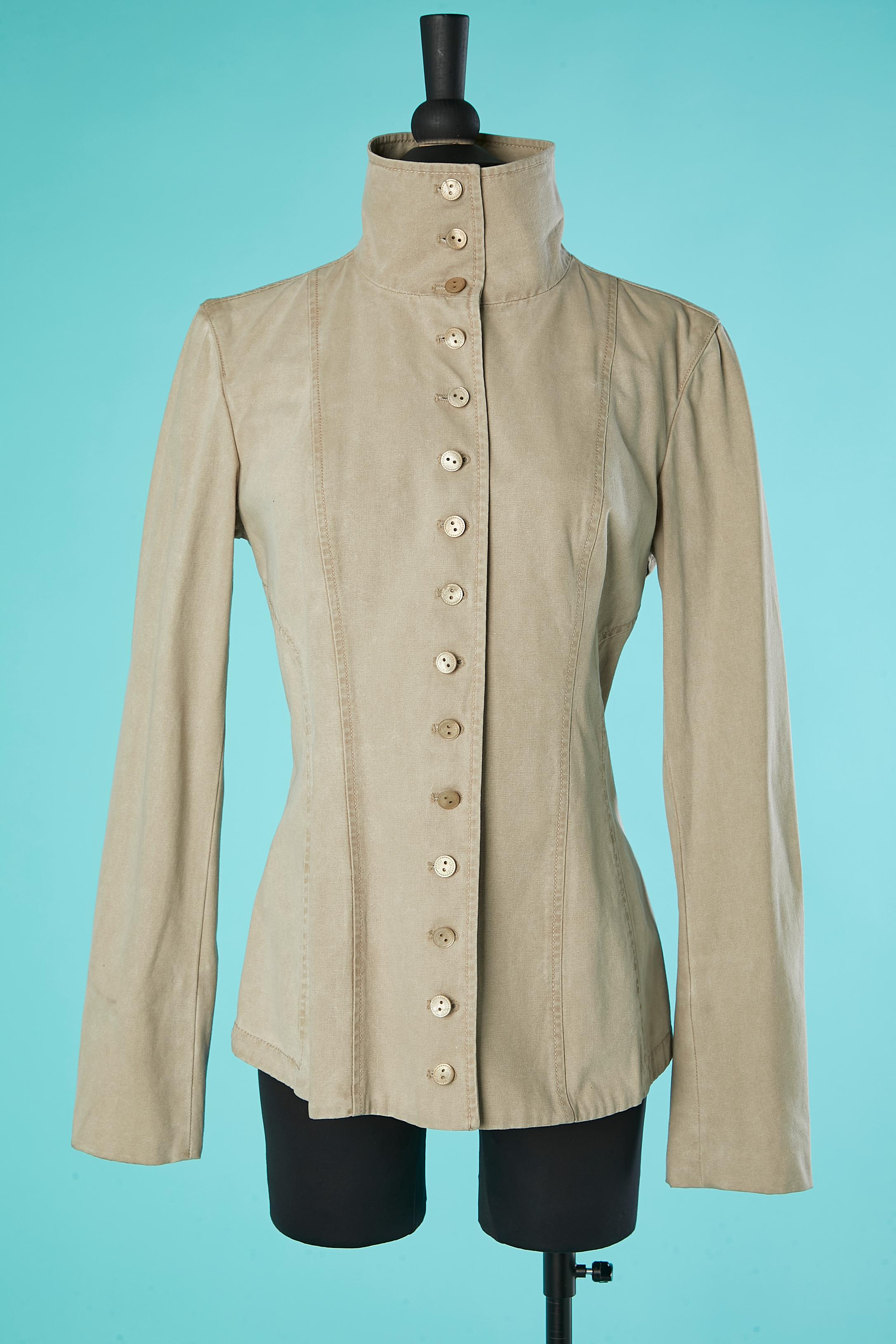 Beige cotton jacket with branded buttons Chanel  In Excellent Condition For Sale In Saint-Ouen-Sur-Seine, FR