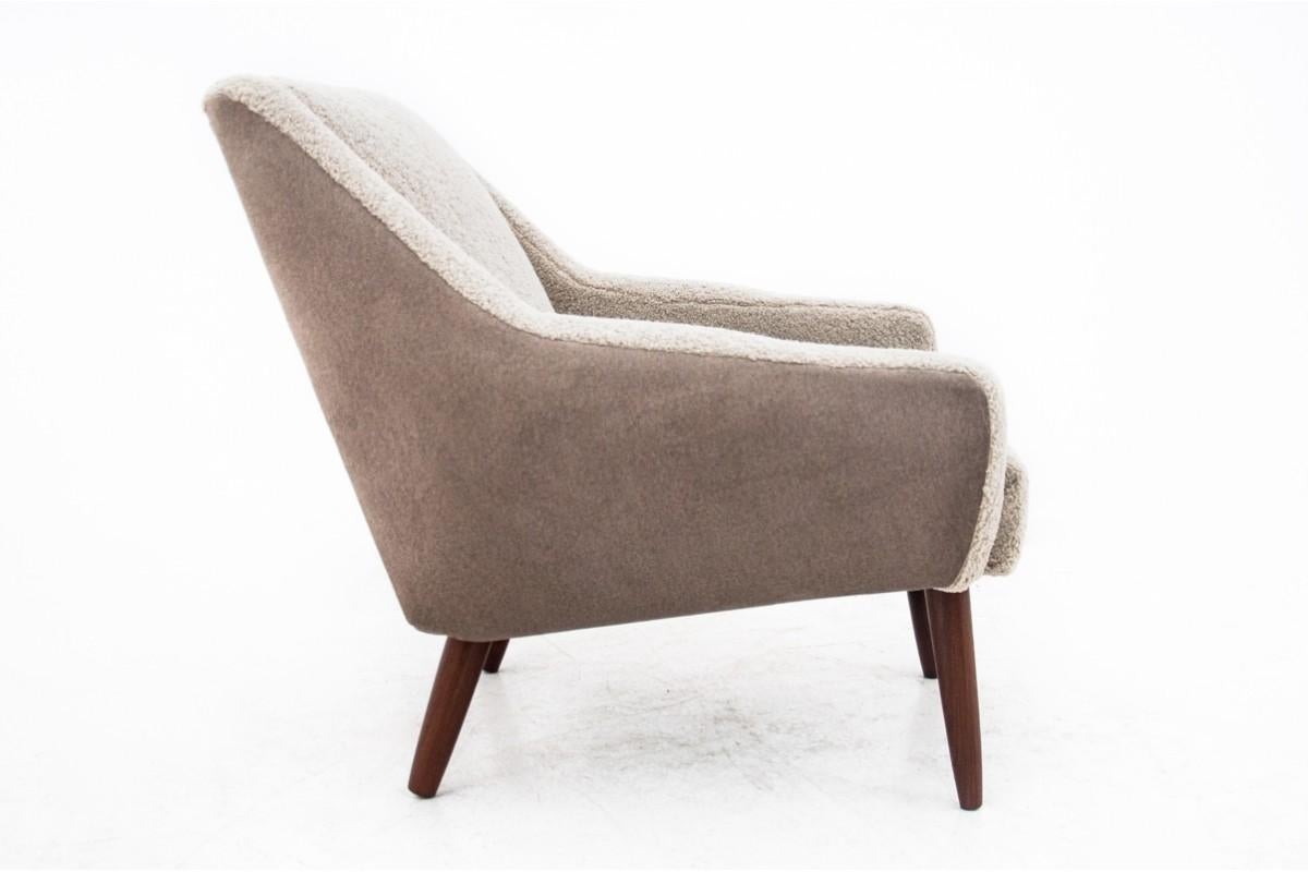 Beigefarbener, gemütlicher Bouclé-Sessel, dänisches Design, 1960er Jahre im Angebot 3