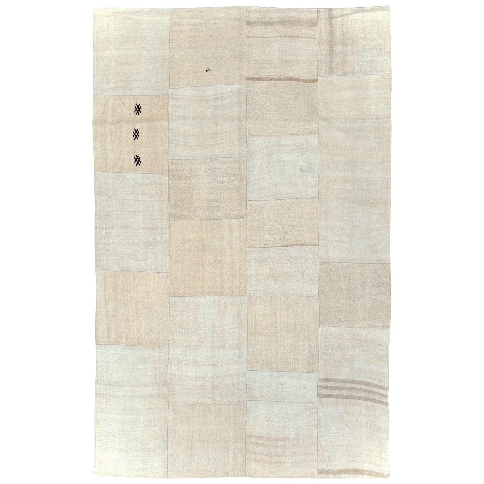 Beige Crema Nero Tappeto d'accento Kilim turco contemporaneo fatto a mano a trama piatta