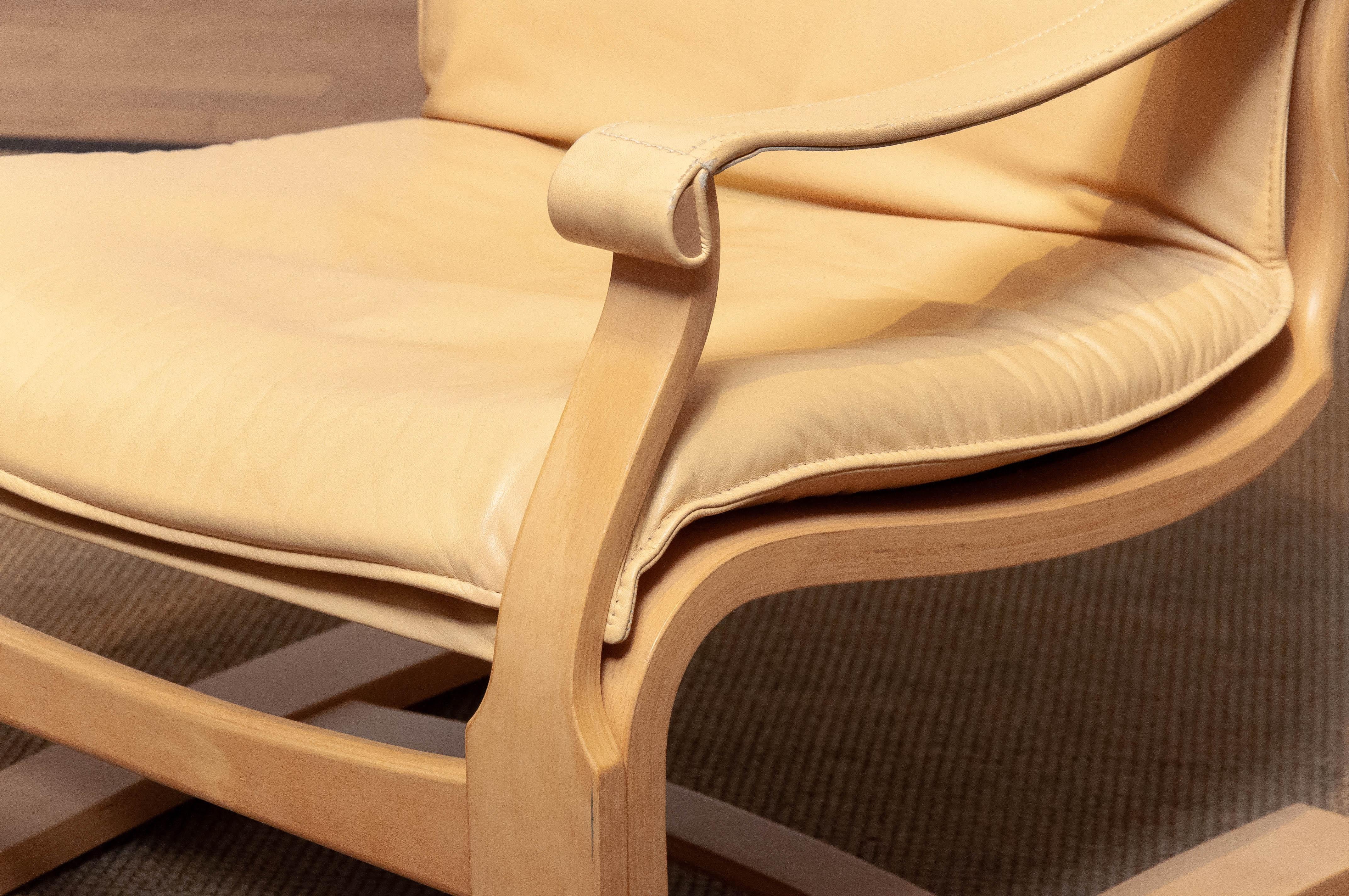 Swedish Beige / Creme Leather Lounge Easy Chair by Ake Fribytter for Nelo Sweden 1970s For Sale