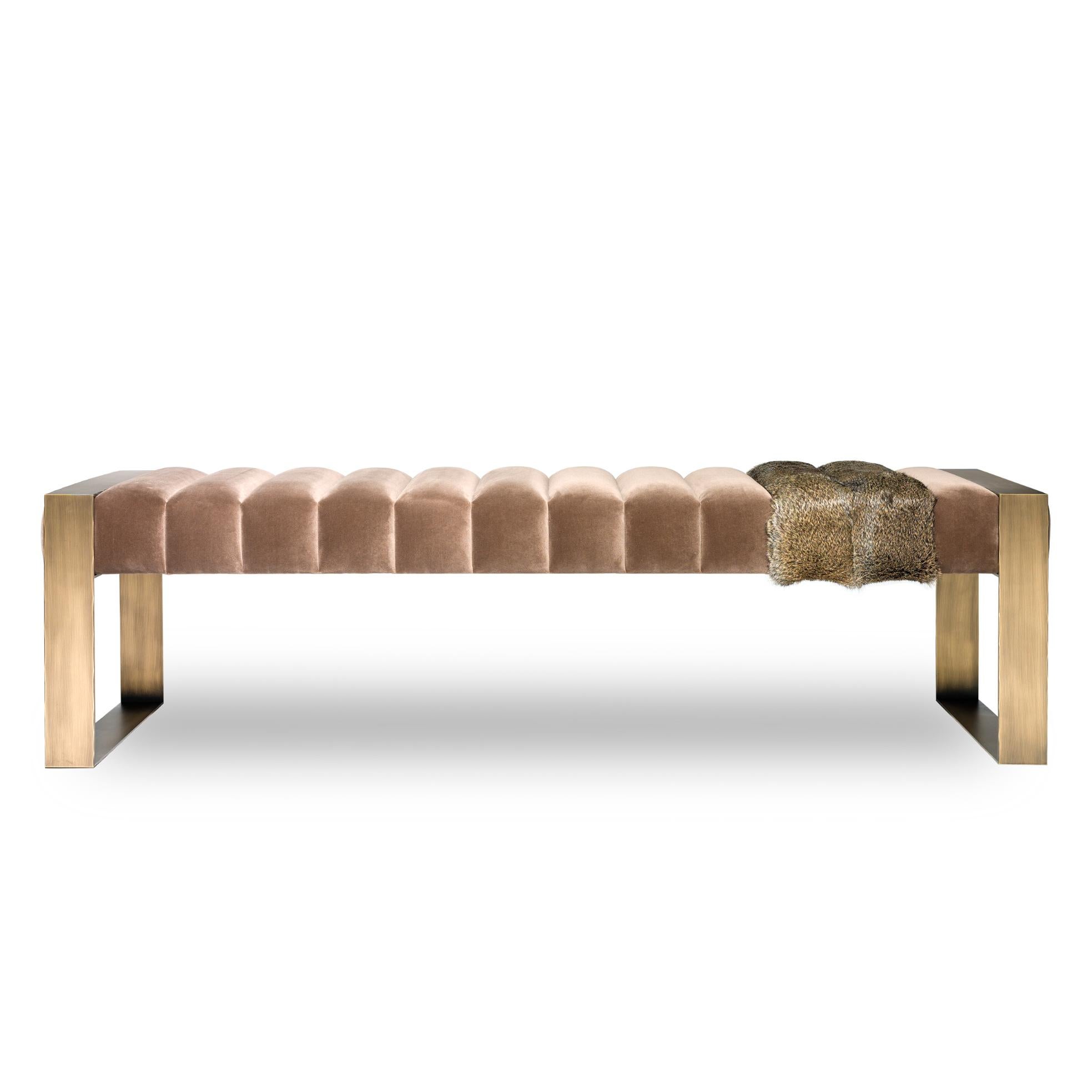 Beige Dawn Bench by Duistt
Dimensions: W 160 x D 50 x H 45 cm
Materials: Duistt Fabric, Fur and Brass

The DAWN bench, crafted with great attention to detail, is a statement design piece. The name Dawn is inspired by the pieces clear horizontal