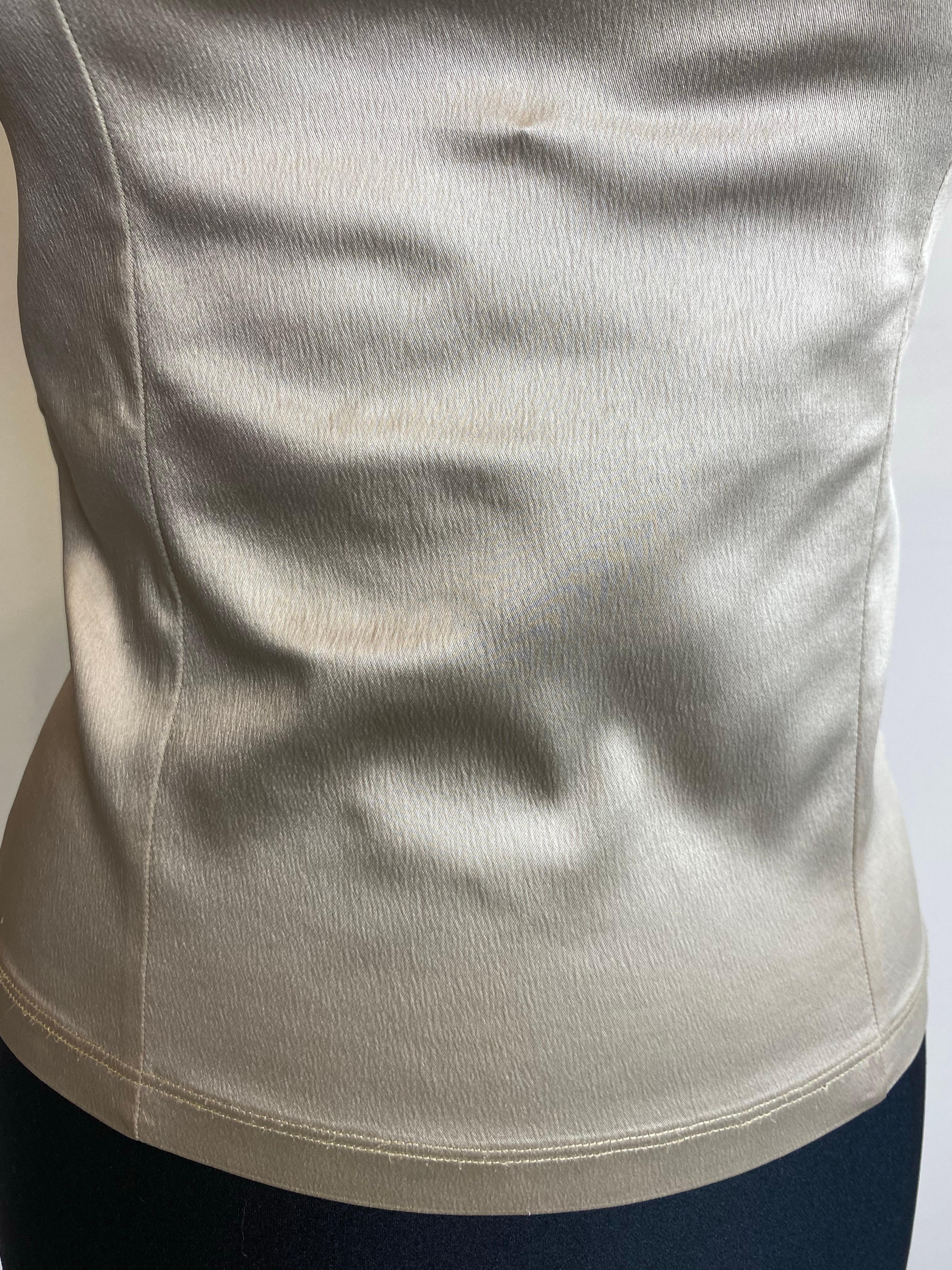 Femenino o masculino Top D&G beige en venta