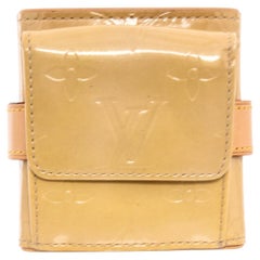 Beige embossed patent leather Louis Vuitton Vernis Lafayette Street coin purse 