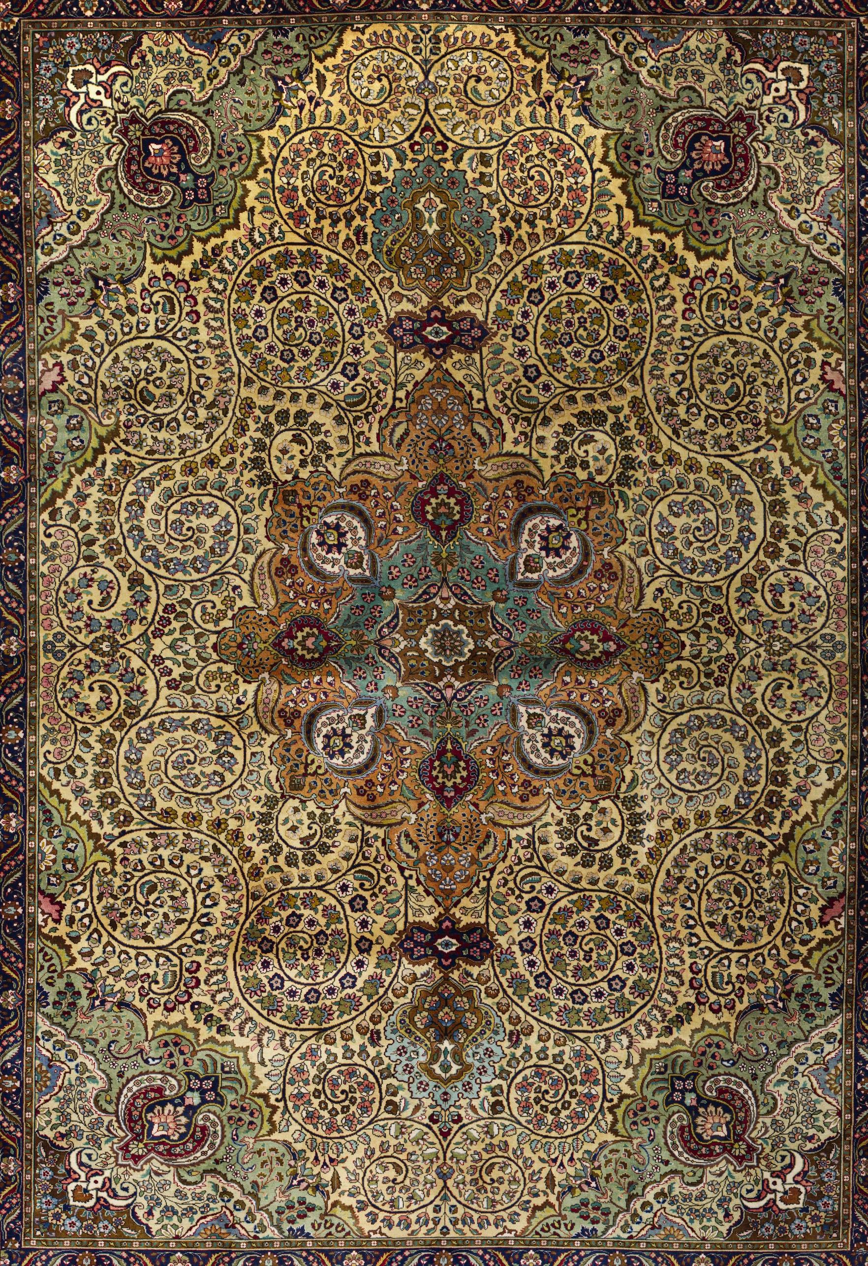Beige Gold Persian Wool Hand Knotted Rug 9 ft 7 in x 12 ft 10 in In condizioni ottime in vendita a Dallas, TX