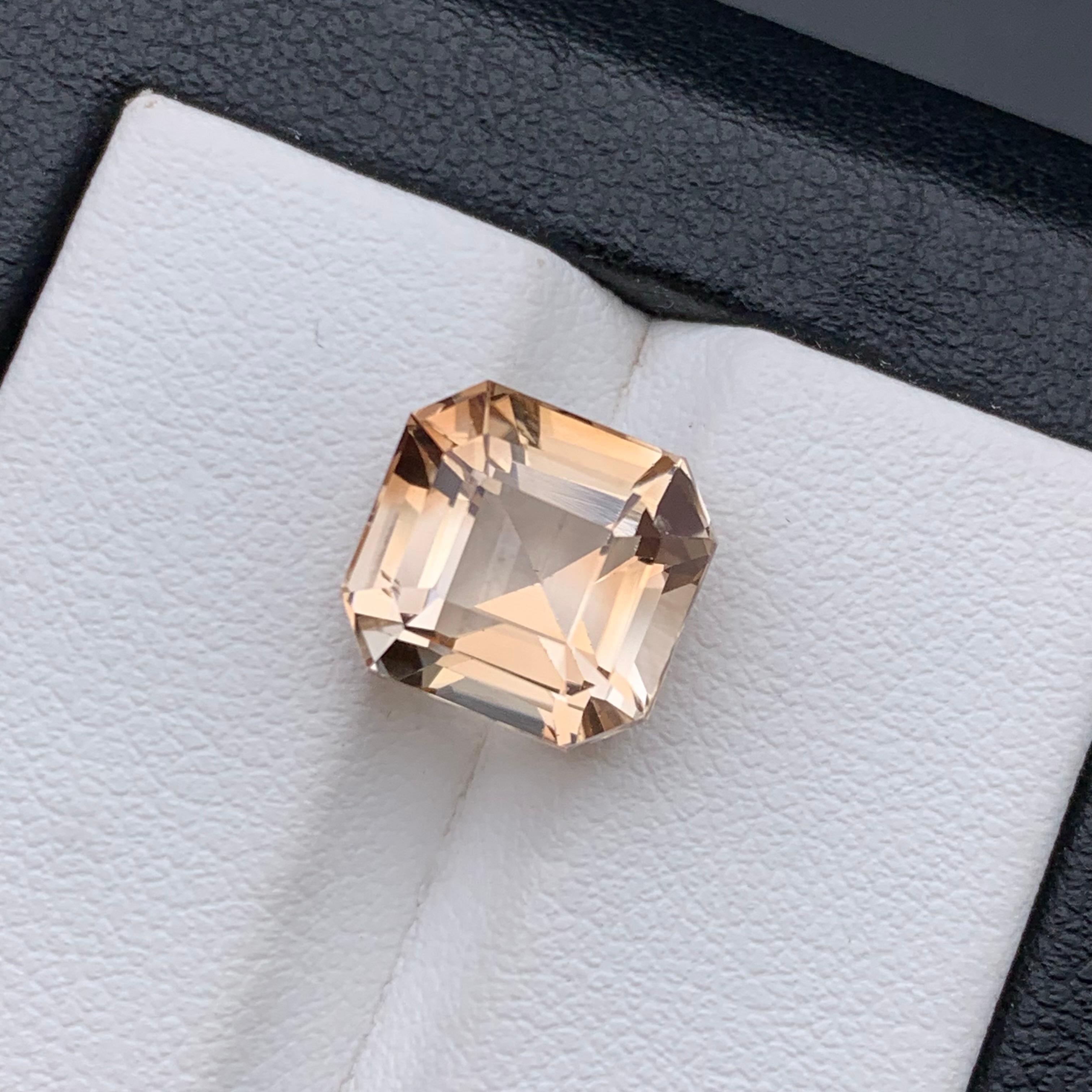 Anello di topazio naturale dorato beige allentato 6,65 carati taglio ottagono per gioielli in vendita 6