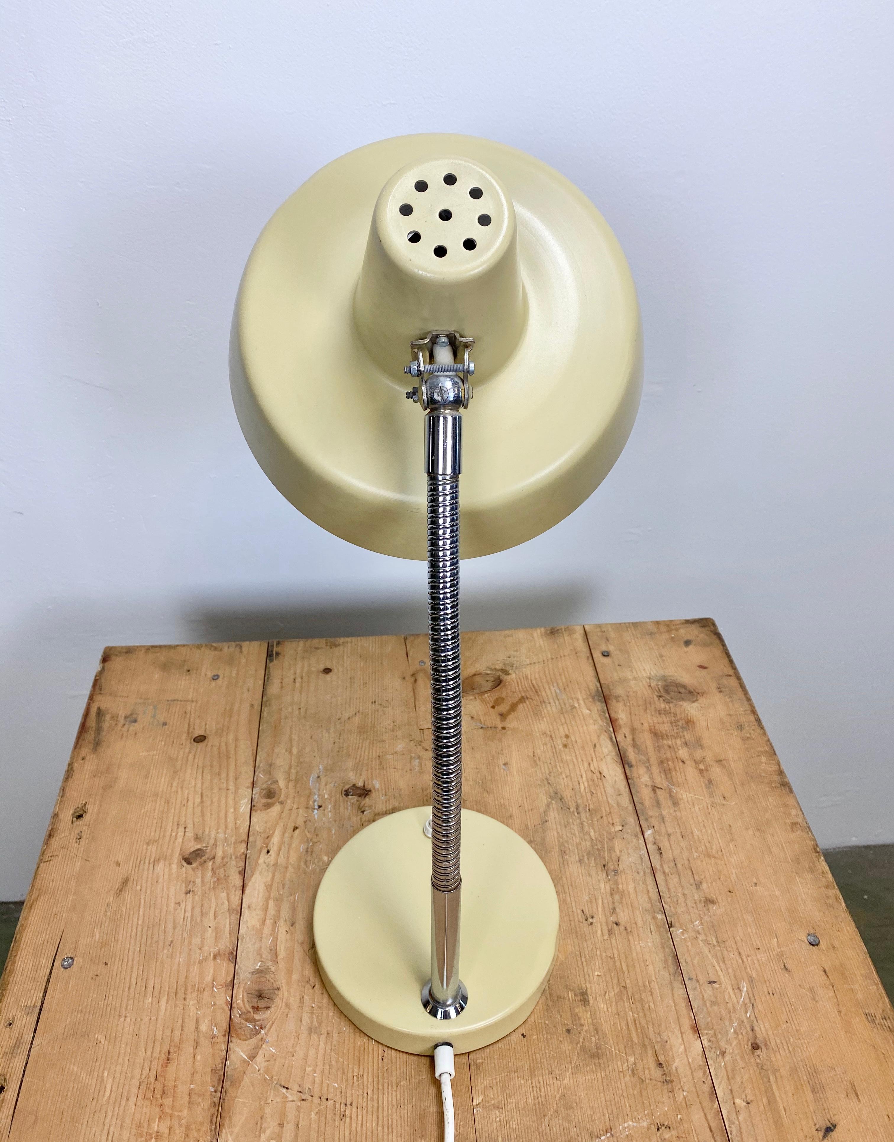 Czech Beige Gooseneck Table Lamp, 1960s For Sale