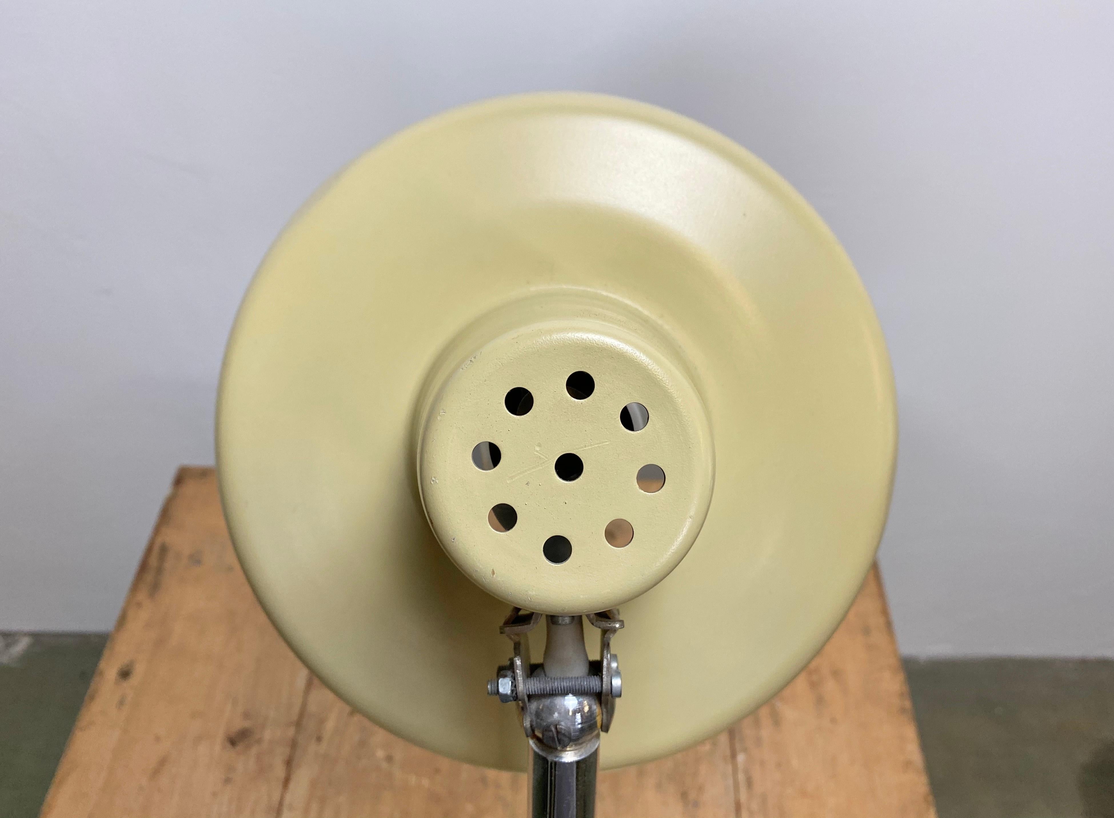 Mid-20th Century Beige Gooseneck Table Lamp, 1960s For Sale