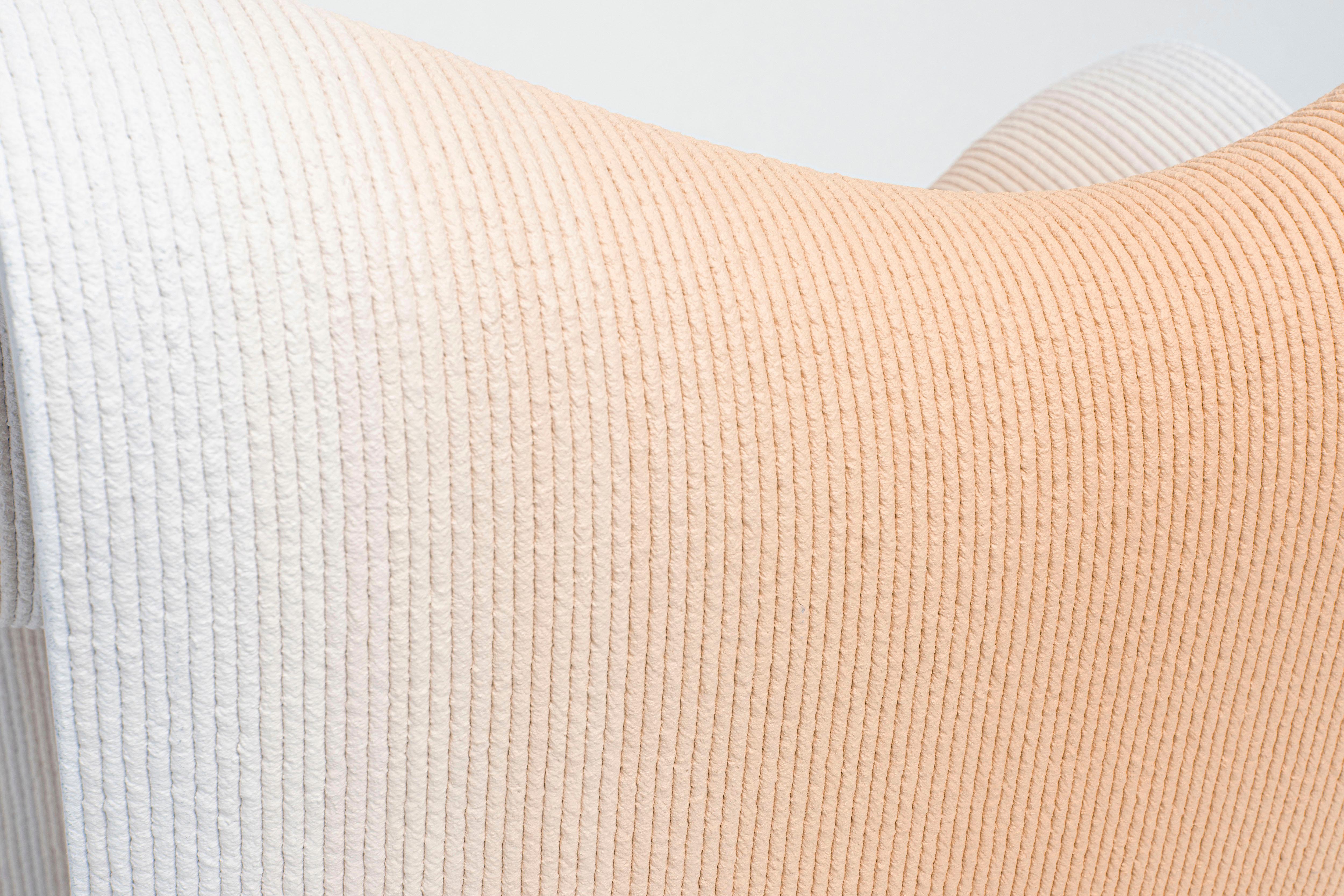 Poltrona Beige Gradient di Philipp Aduatz in vendita 1