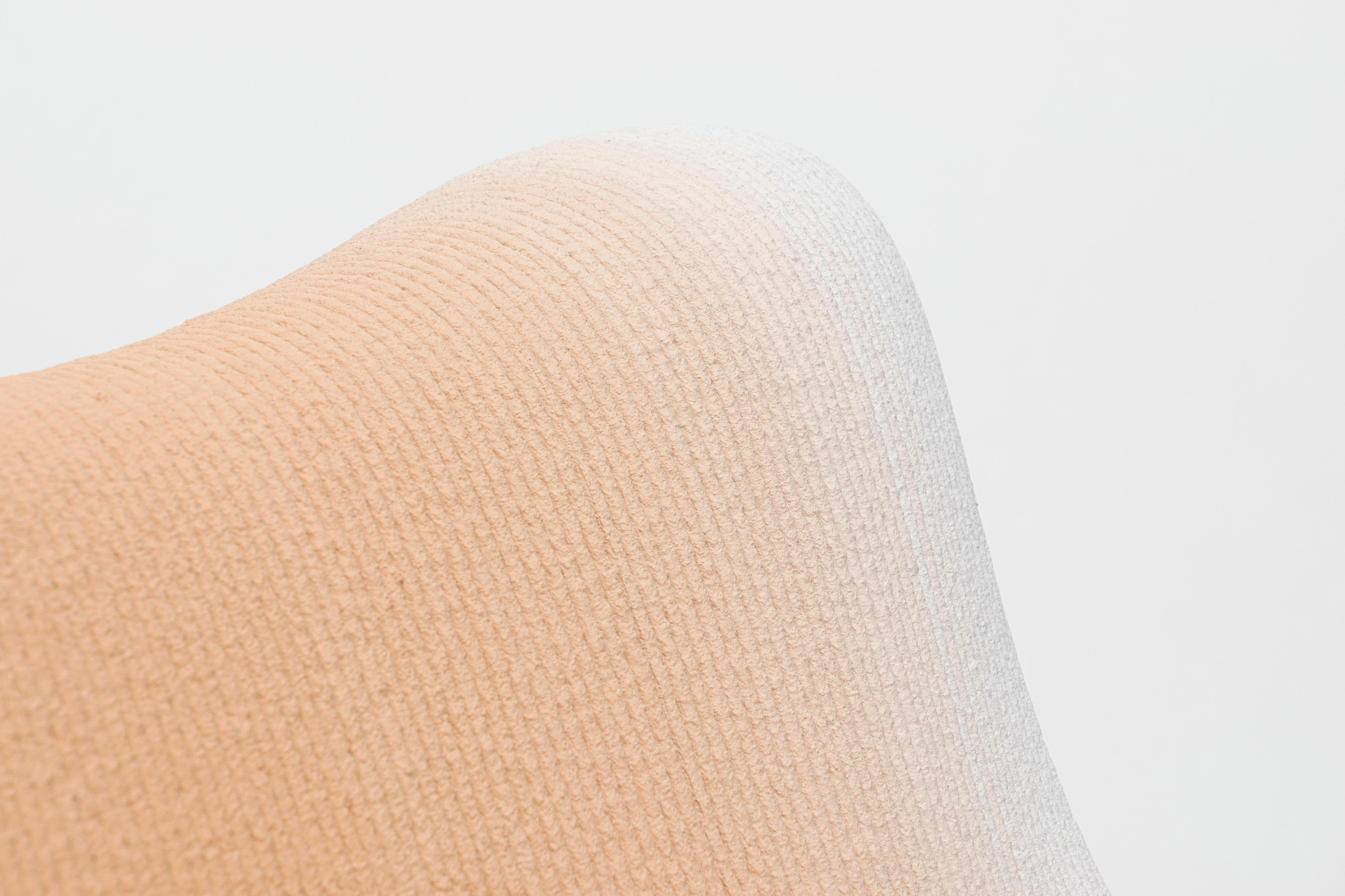 Poltrona Beige Gradient di Philipp Aduatz in vendita 2