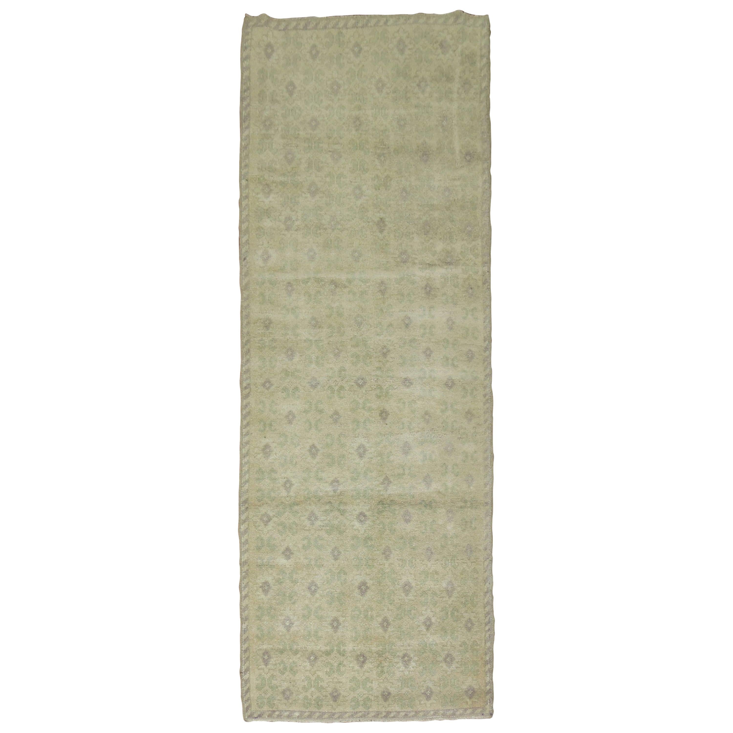 Beige Green Accent Mid-20th Century Turkish Floral Wool Runner For Sale