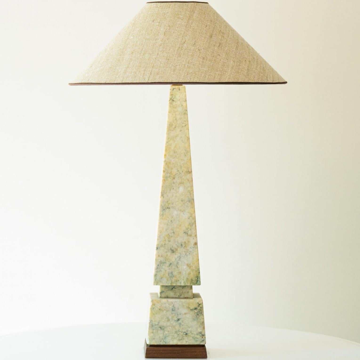 Beige Green Gray Marble Table Lamp, Silk Beige Lampshade by R. Houben Bon état - En vente à Rijssen, NL