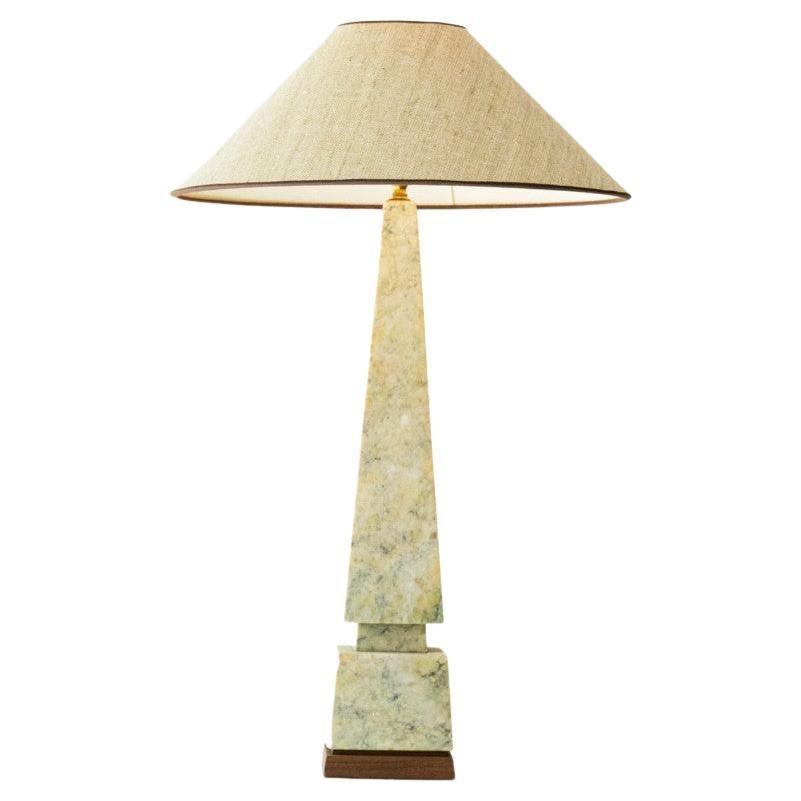 Beige-grün-graue Marmor-Tischlampe, Lampenschirm aus beiger Seide von R. Houben