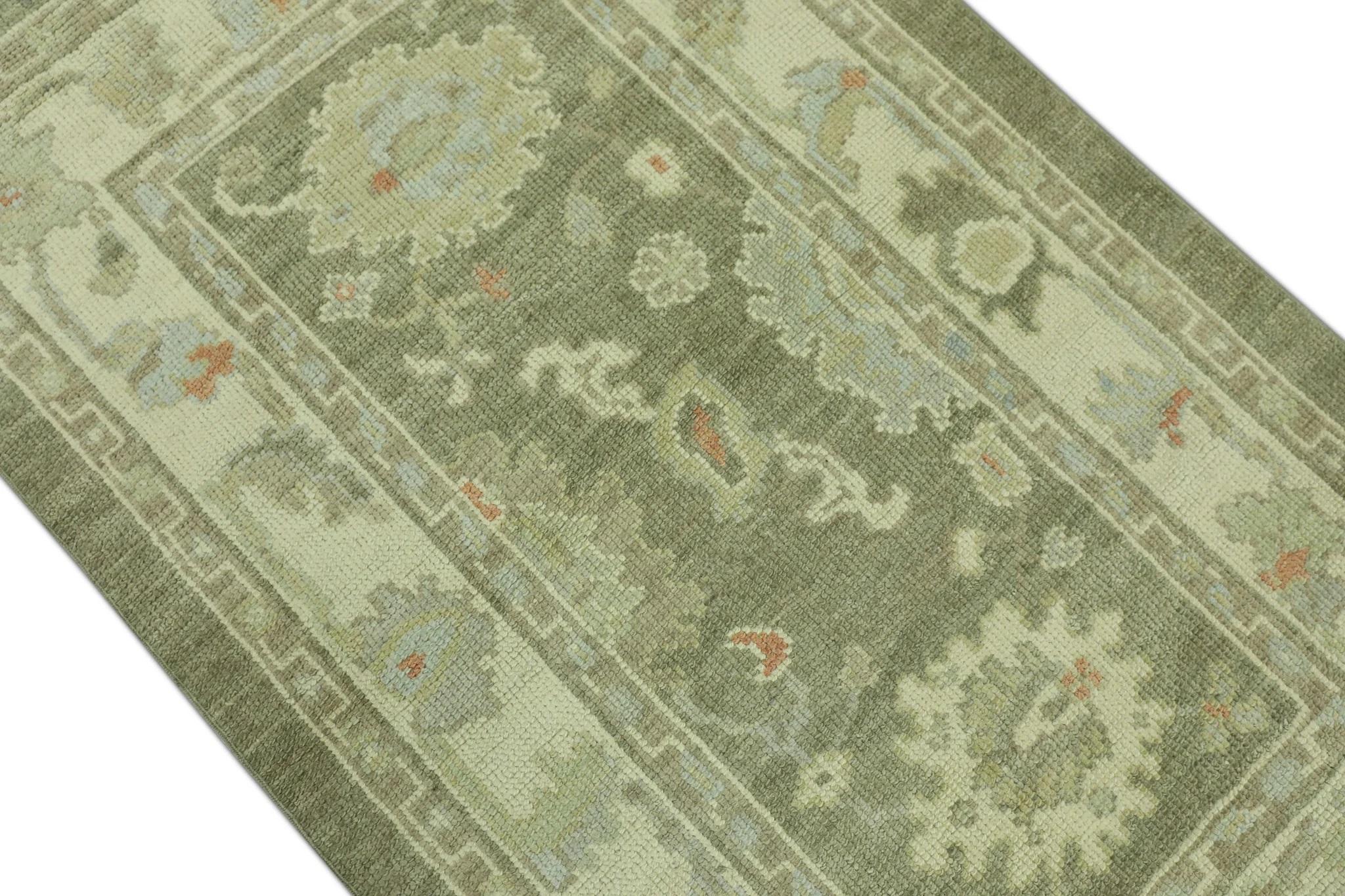 Turco Tappeto Oushak turco in lana intrecciata a mano beige e verde 3' x 5'1